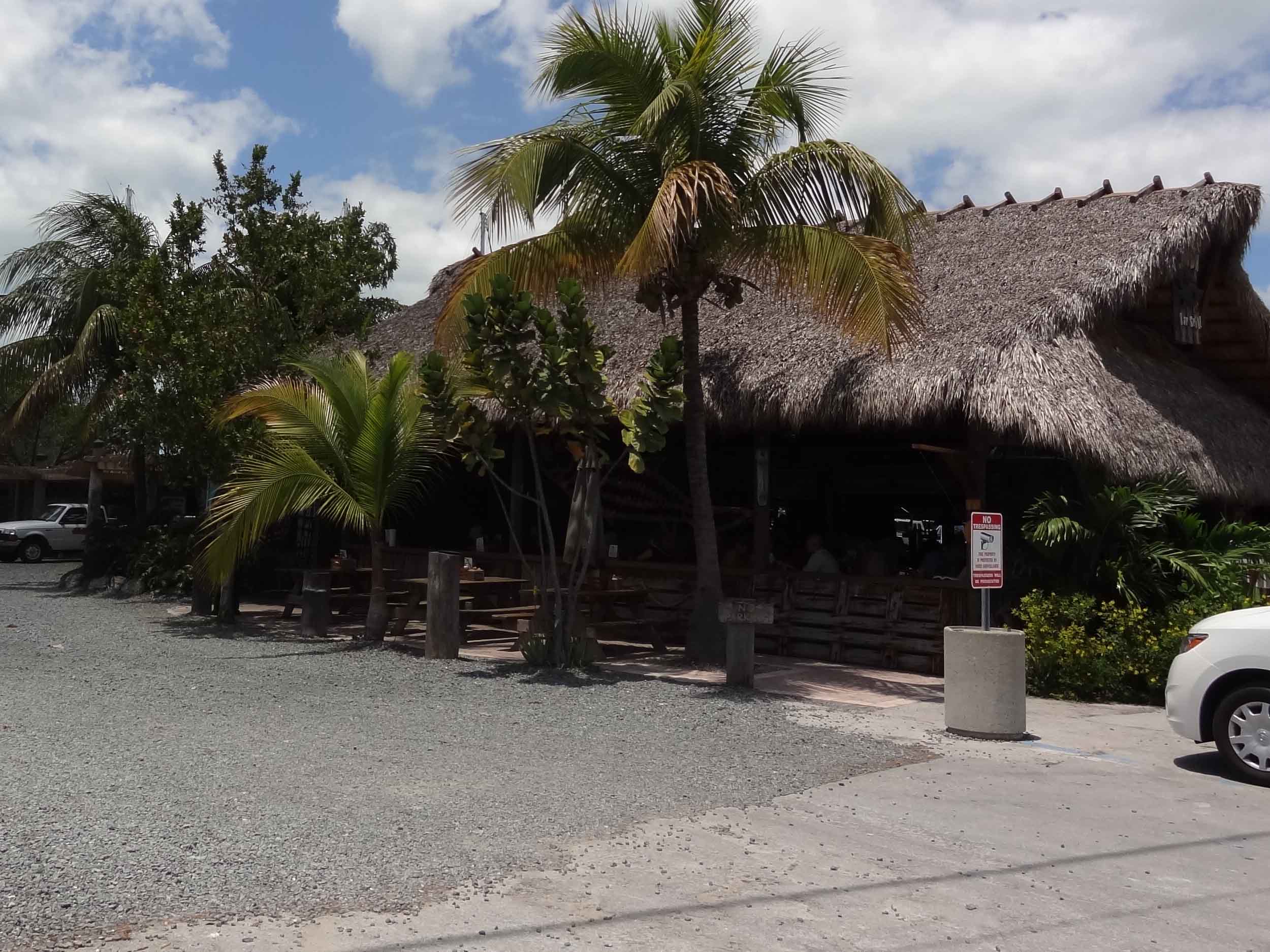 Hogfish Bar and Grill Entrance