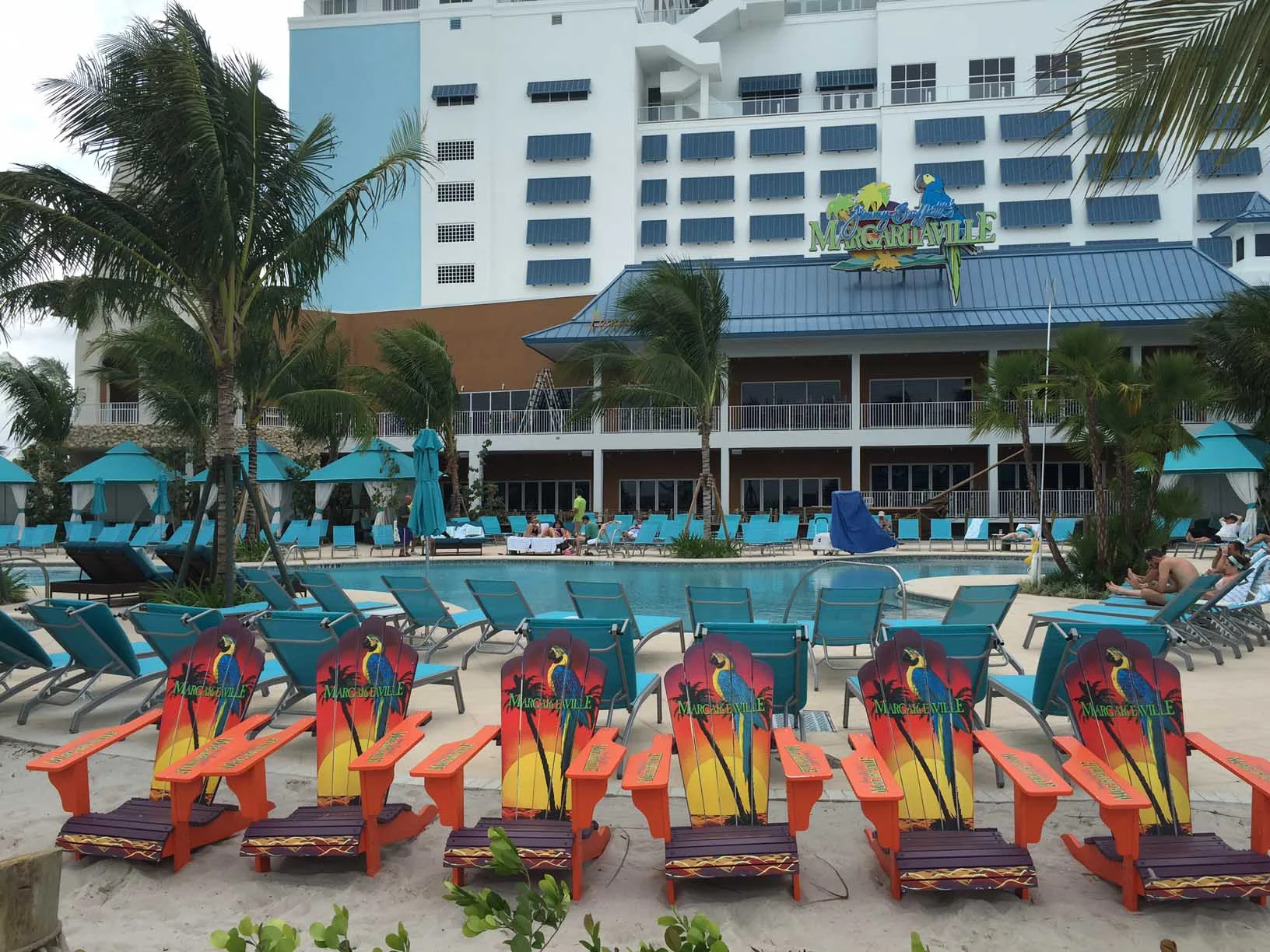 margaritaville-hollywood-chairs