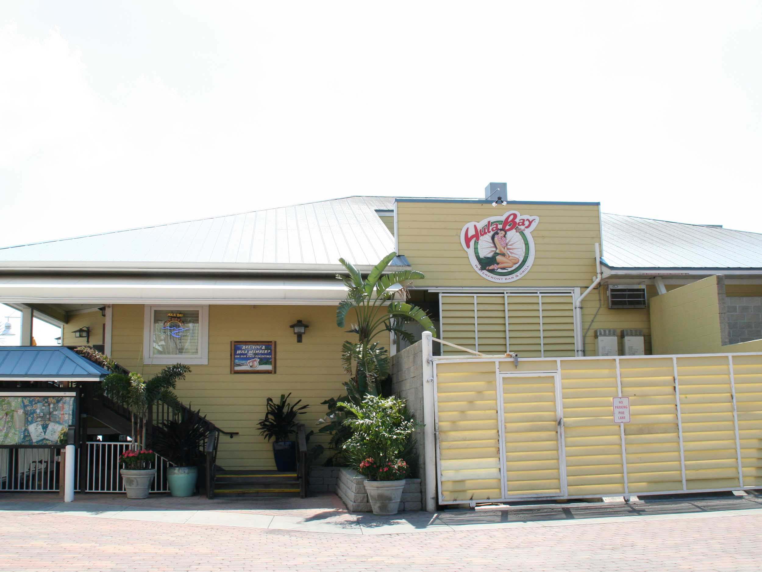 Hula Bay Club and Duke's Retired Surfer's Island Club Entrance