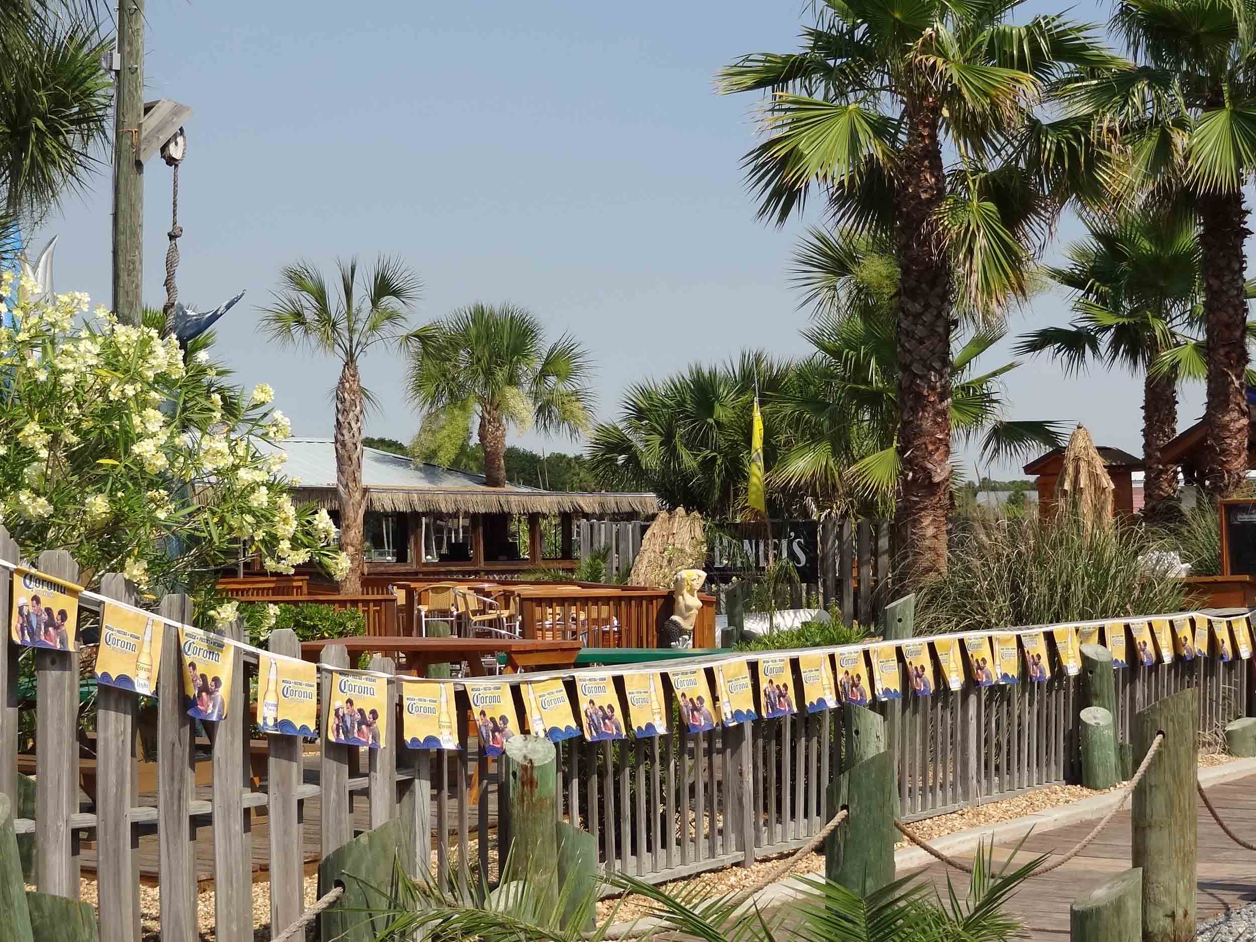 Hurricane Patty's Bar and Grill Courtyard