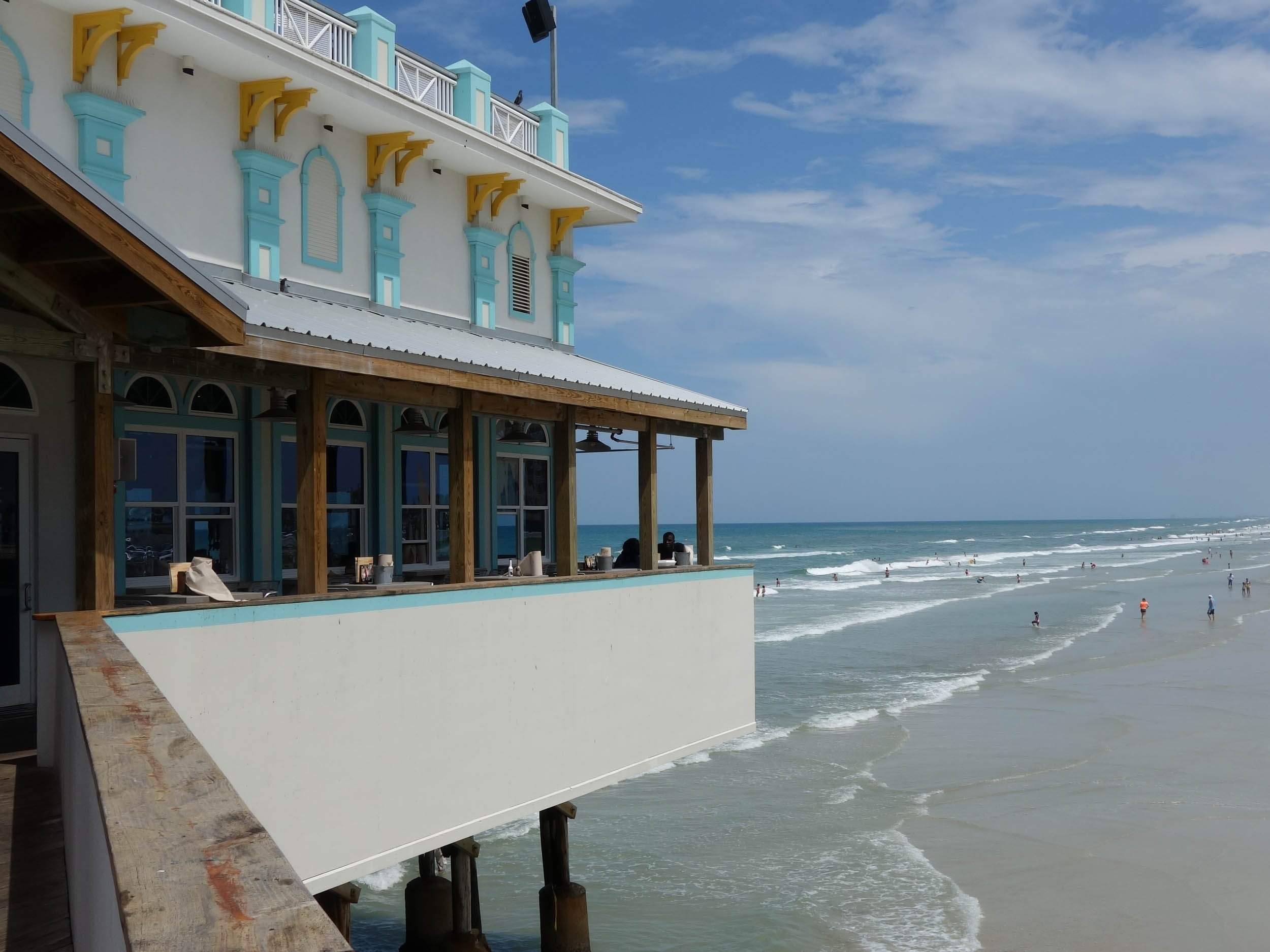The Roof at Joe's Crab Shack Water View