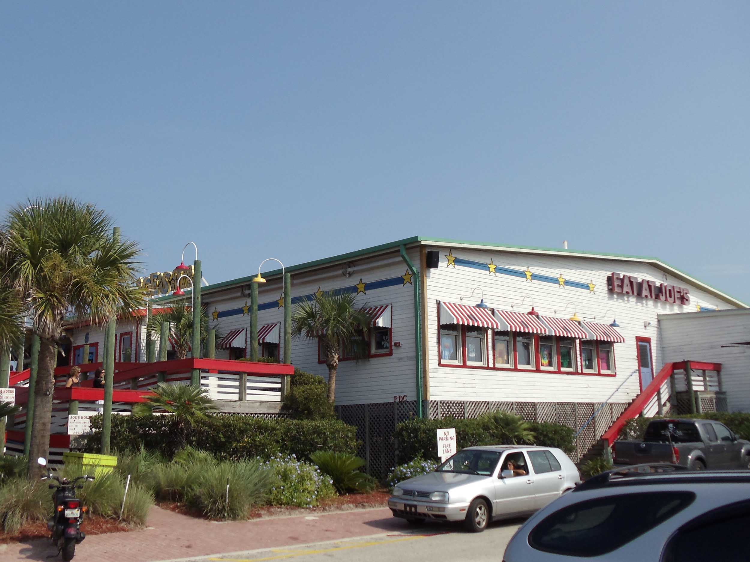 Joe's Crab Shack Exterior