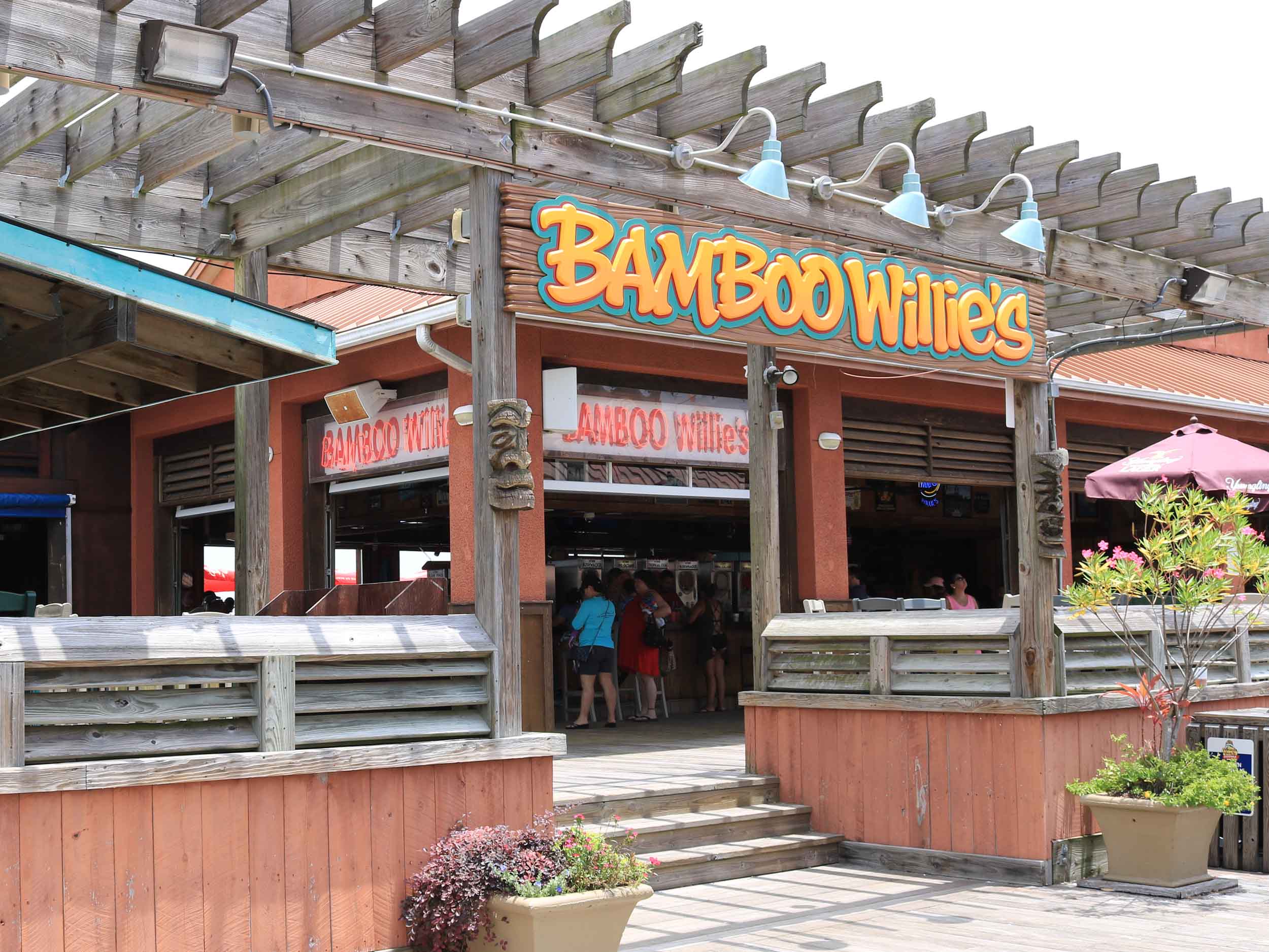 Bamboo Willies Beachside Bar Entrance