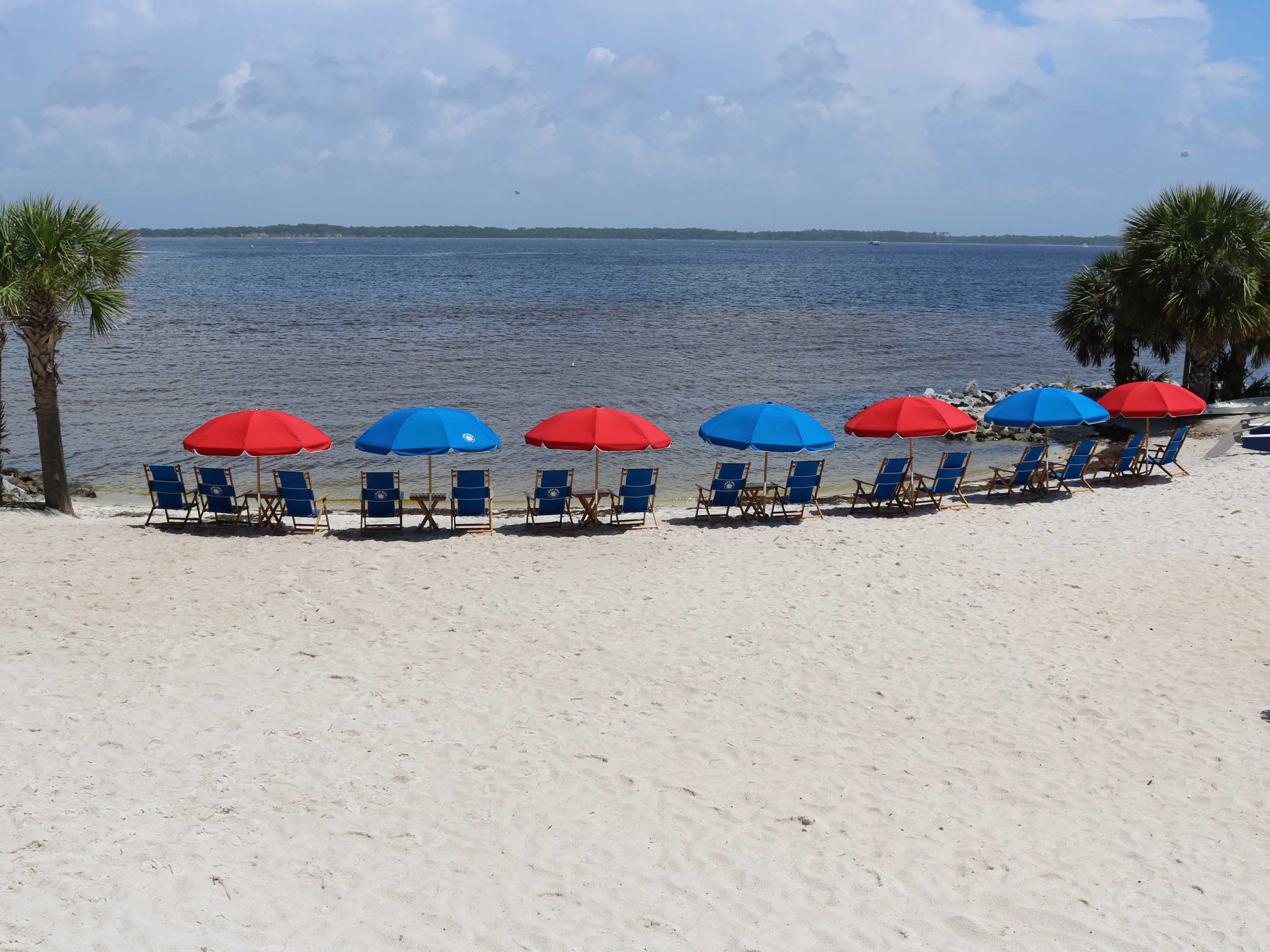 Red Fish Blue Fish Beach Area