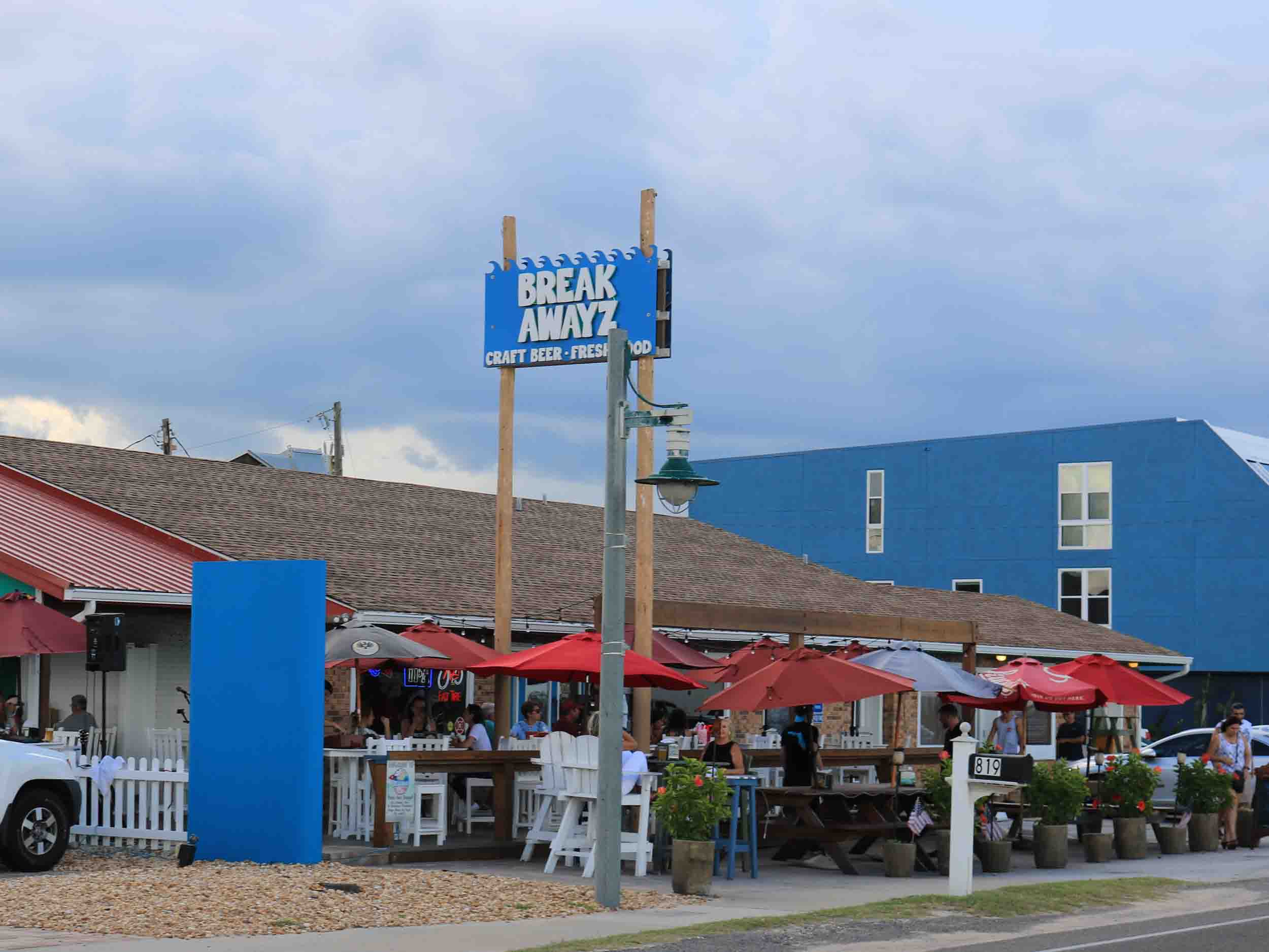 Break-Awayz Exterior