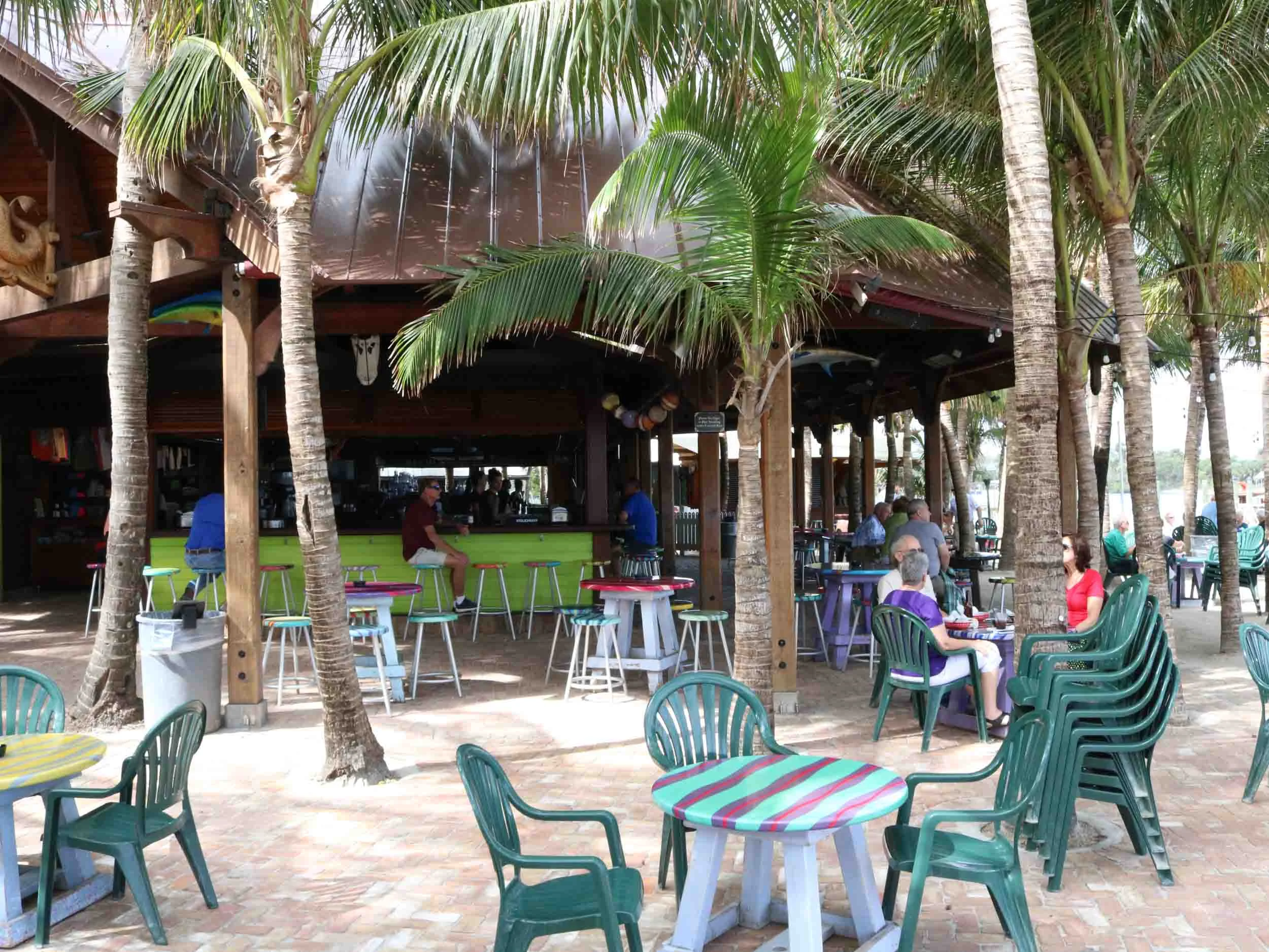 square-grouper-bar.jpg