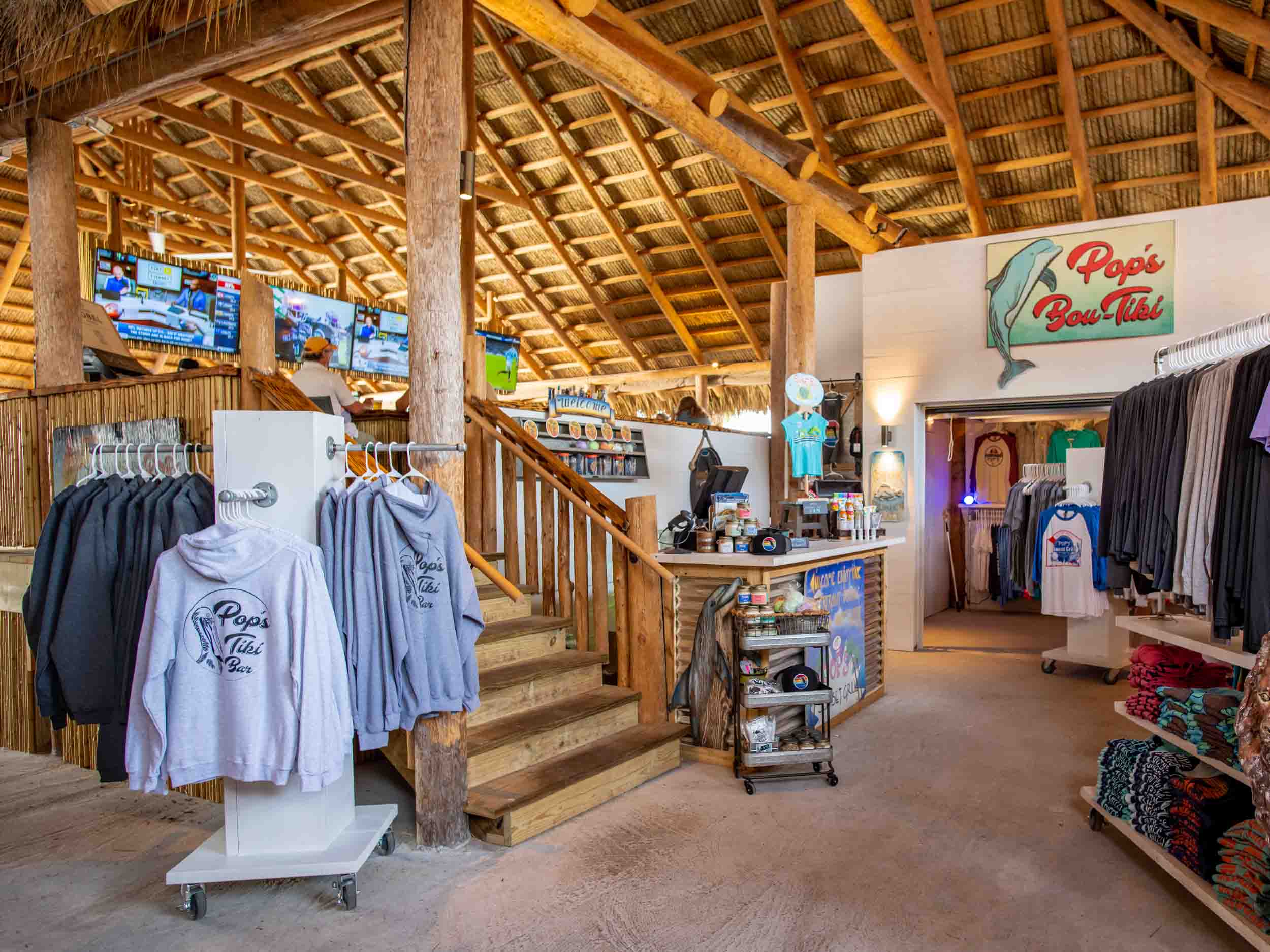 Pops Sunset Grill Bou-Tiki