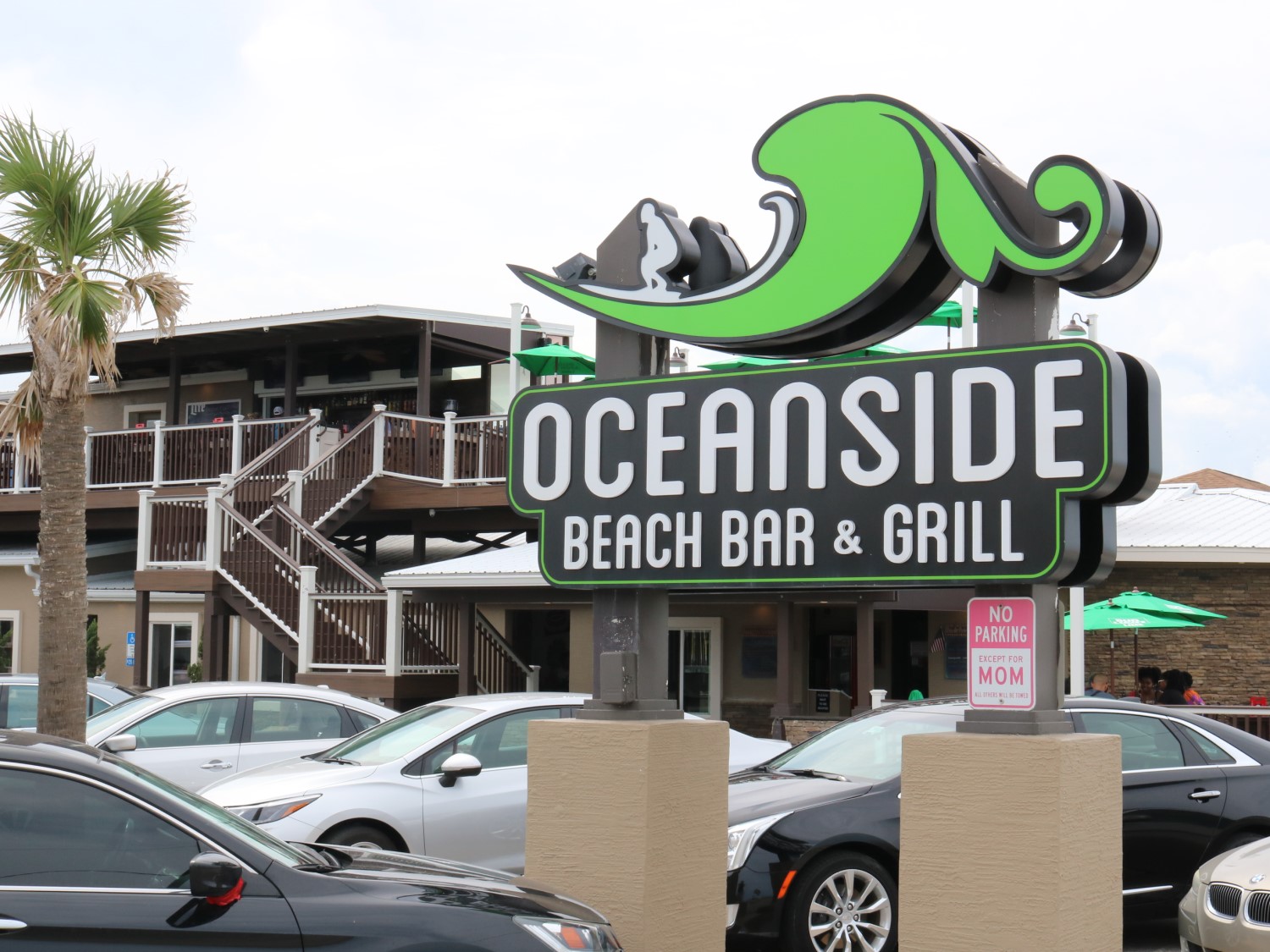 Oceanside Beach Bar and Grill Sign