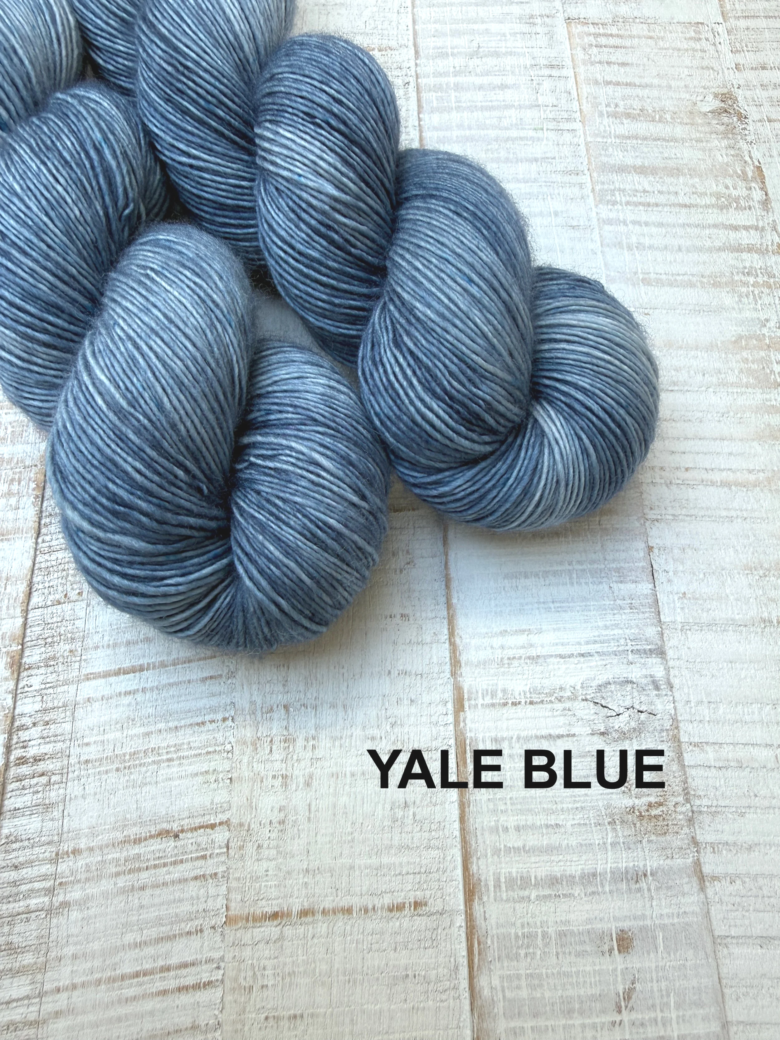 SI+YALEBLUE.png