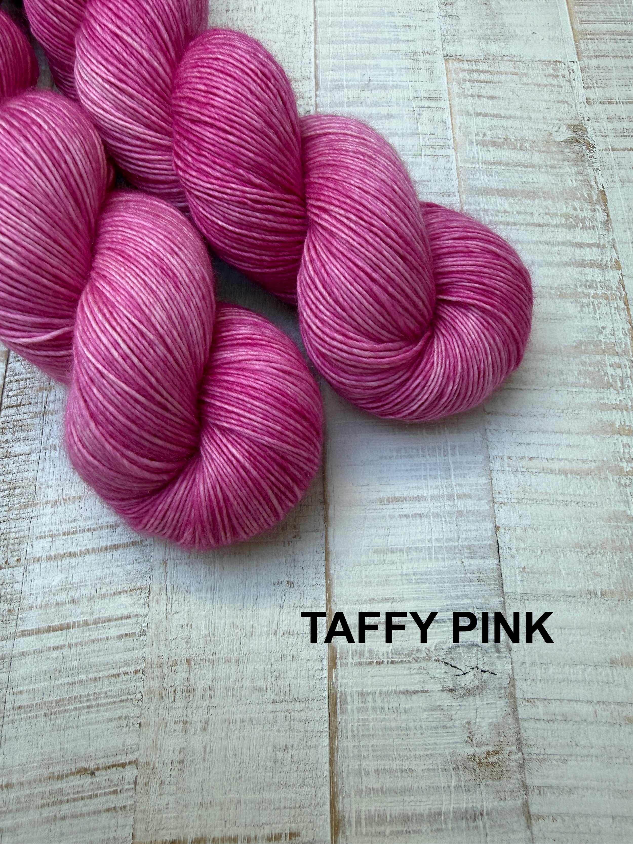 SI TAFFYPINK.JPG