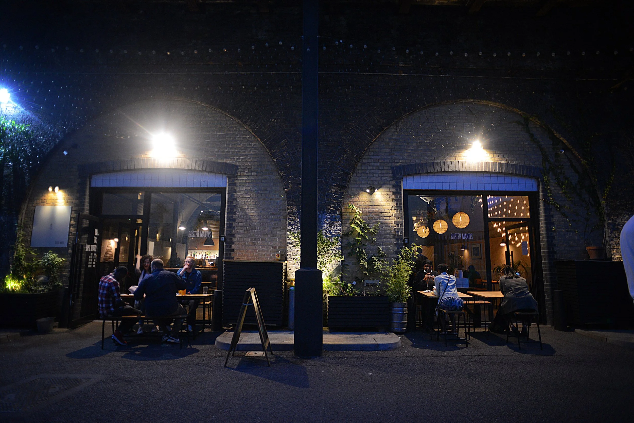 CONTACT — BUSTER MANTIS