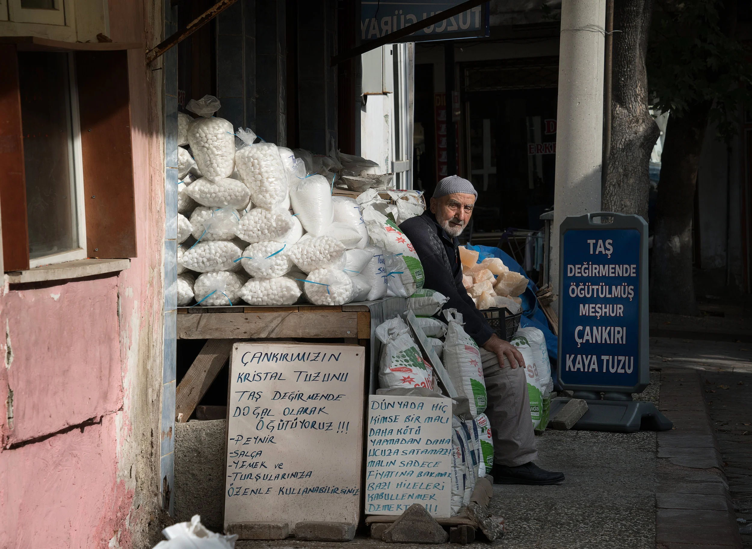 Cankiri, 10/2018, saltseller