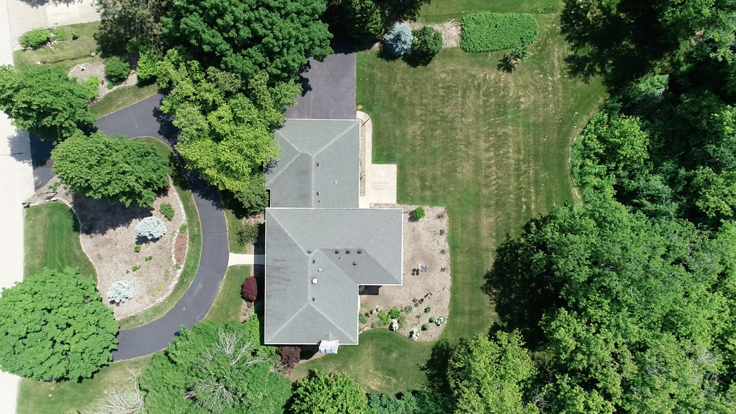 Stills of 22365 W Thornridge Dr.-15.JPG