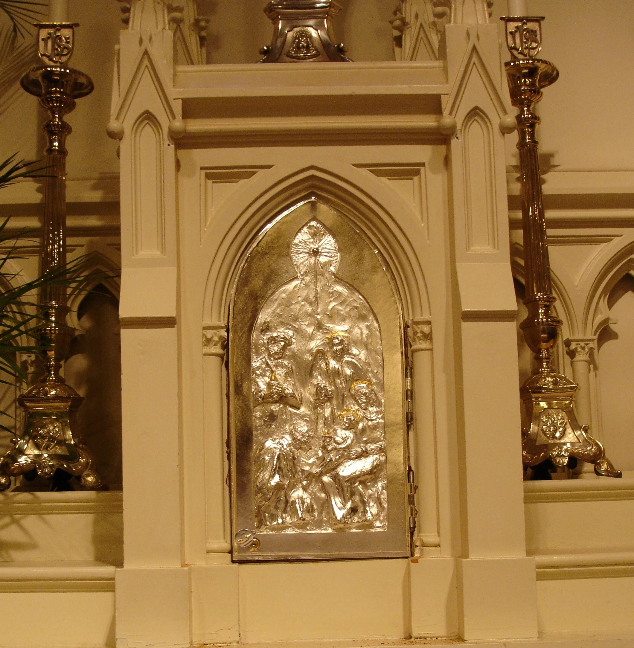 siver door 1.jpg