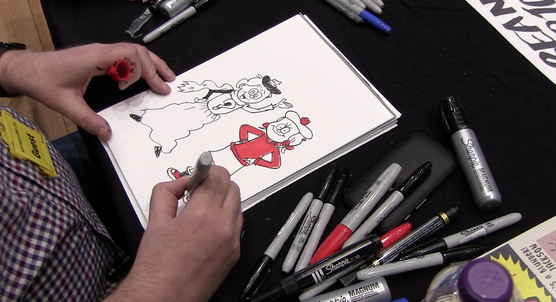 Nigel Parkinson draws Minnie the Minx! - Northwich Comic Con 2019