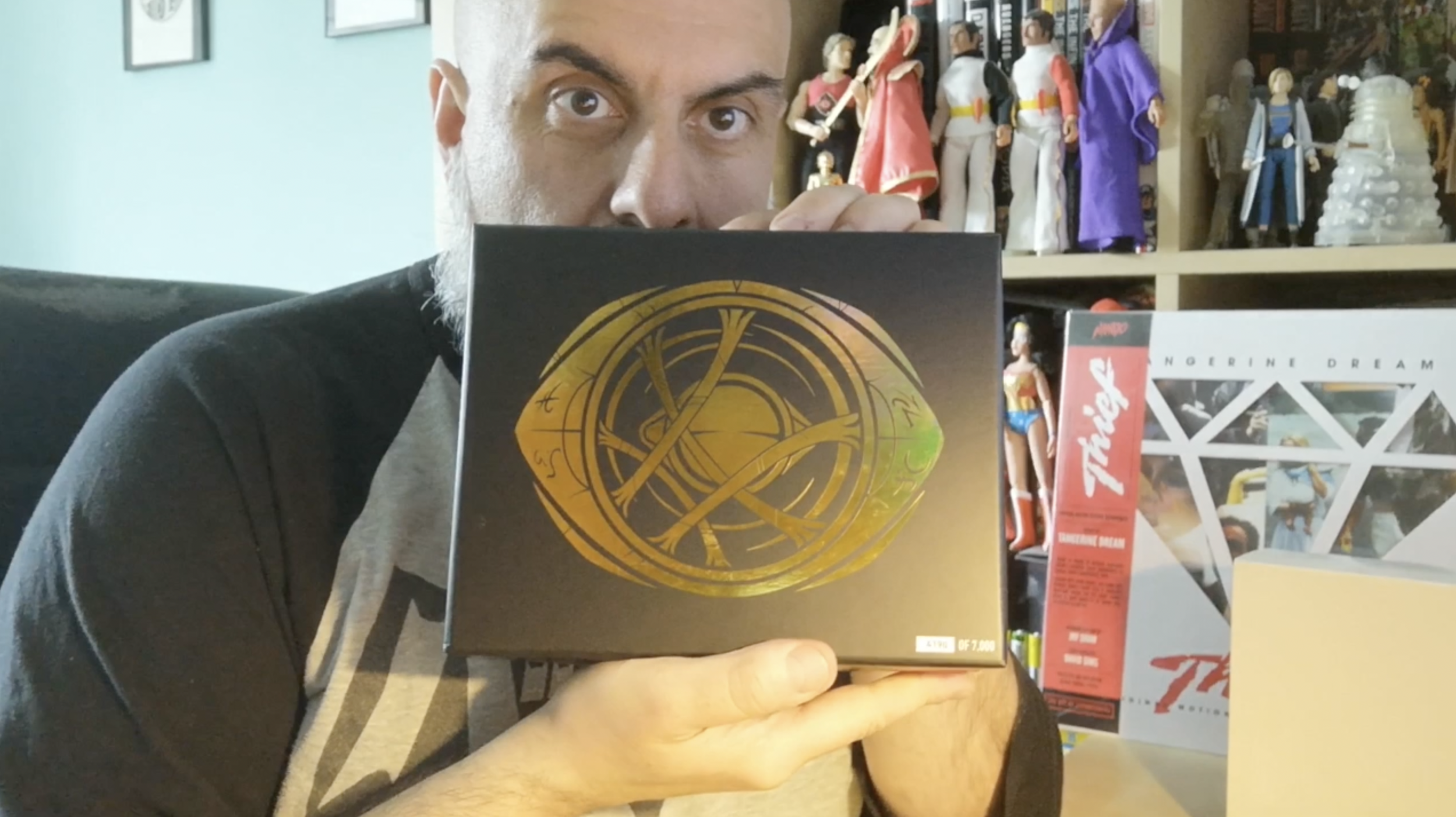 Marvel Doctor Strange Eye of Agamotto, Cloak Pins & Sling Ring LE Replica Set | Bruno's Boxes