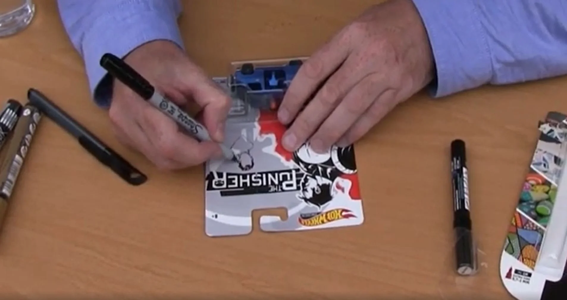 Mike Perkins draws the Punisher @ Comics Salopia 2021