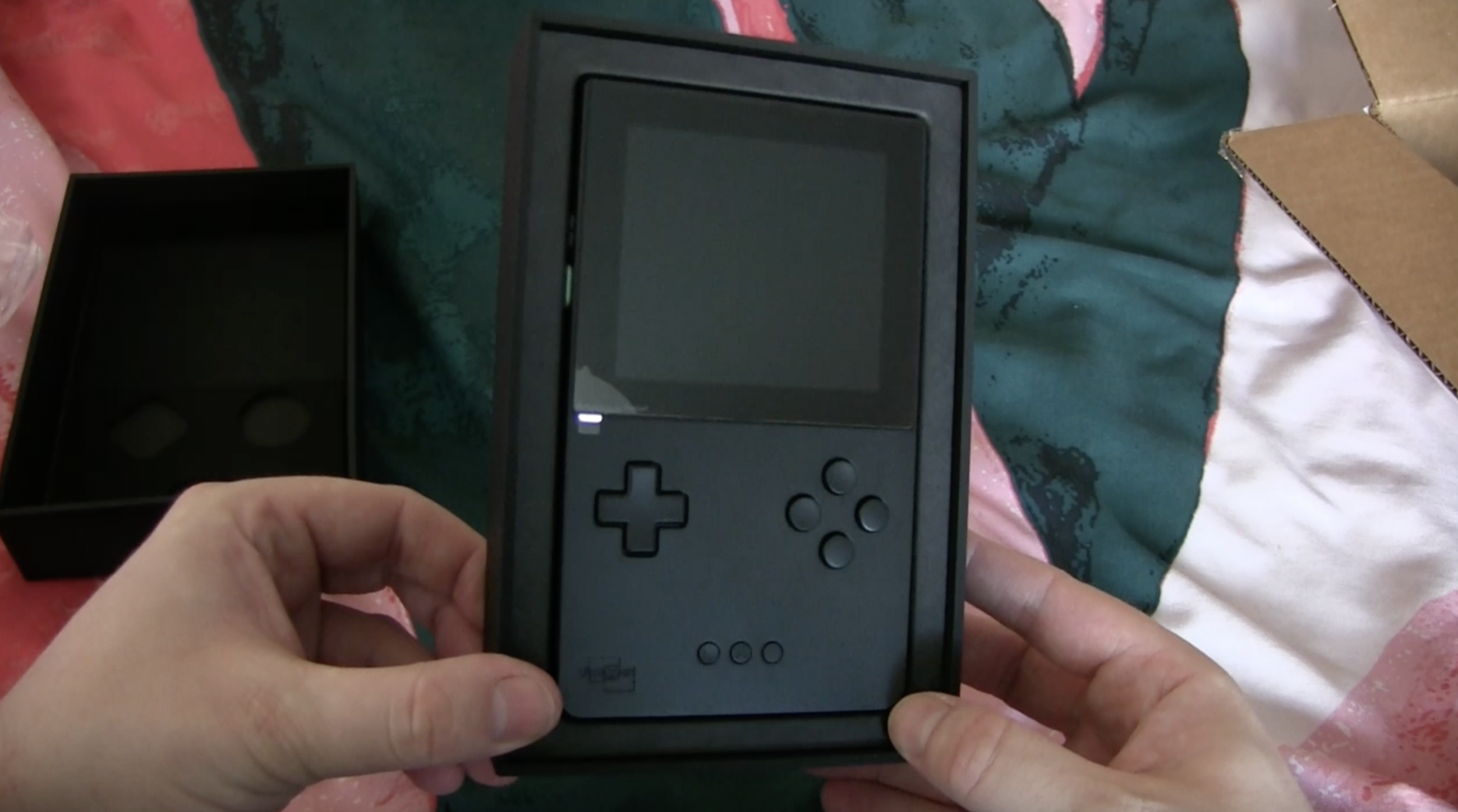 Analogue Pocket console and Game Gear adapter Unboxing!