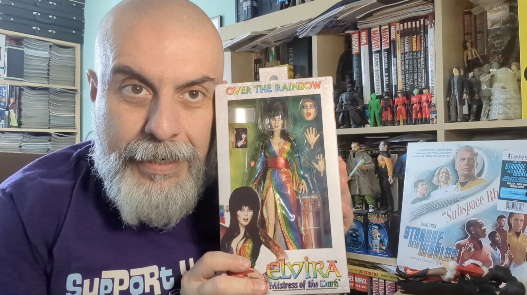 NECA - Elvira: Over the Rainbow - Action Figure Unboxing! | Bruno's Boxes