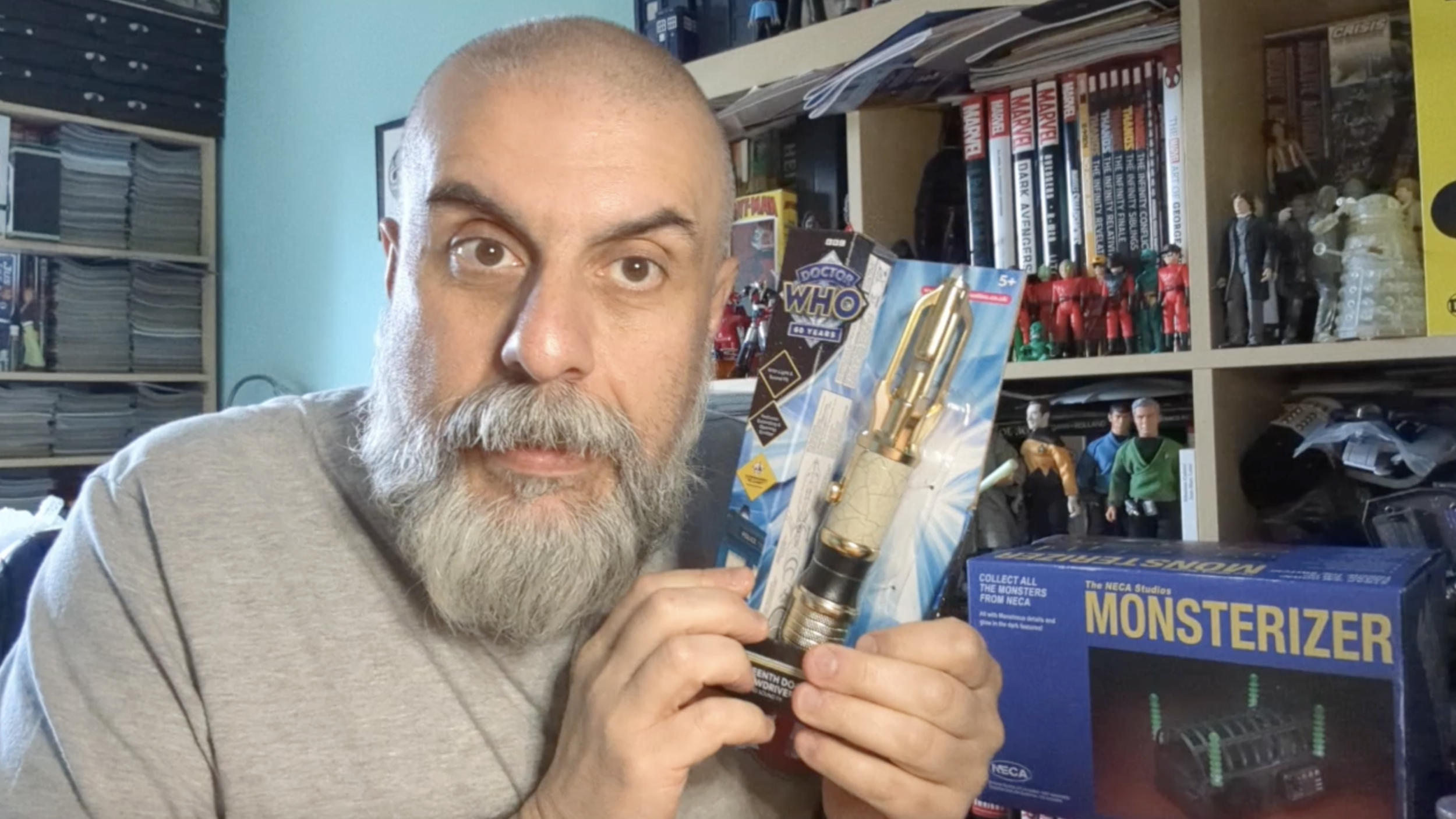 Character Options - Doctor Who - 14th's Sonic Screwdriver (Exclusive Gold Edition) | Bruno's Boxes
