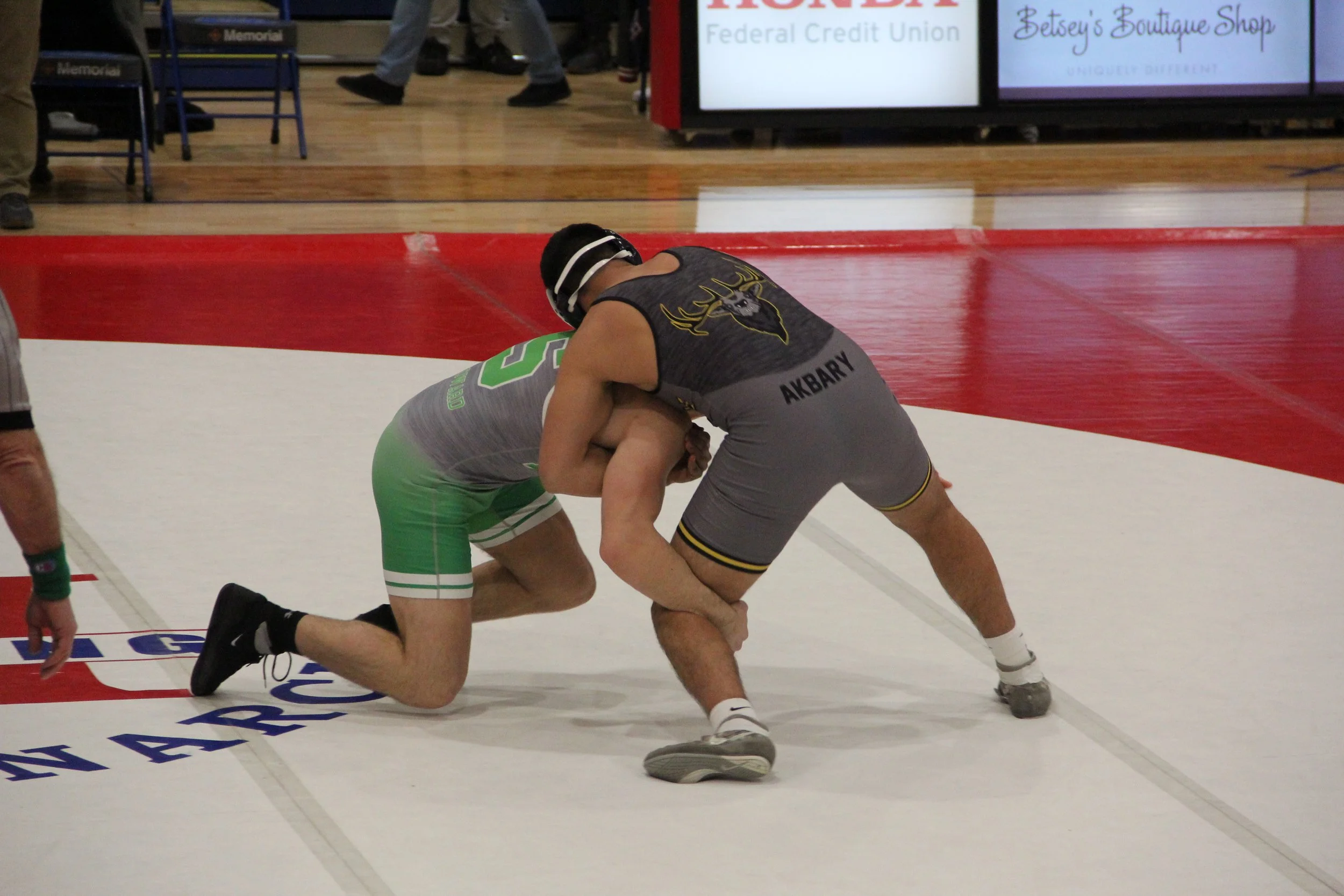 215Akbary vs DubScioto (1).JPG
