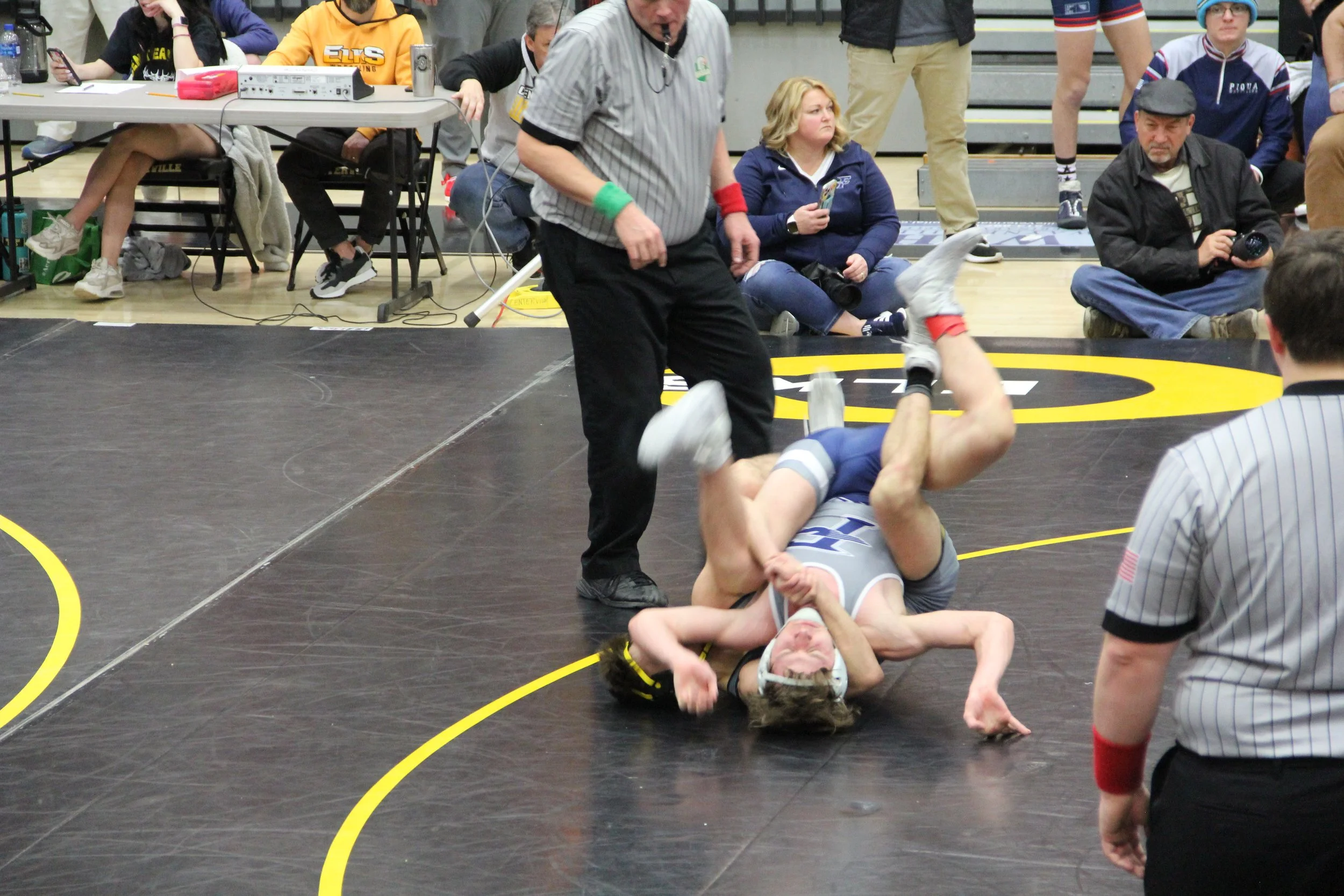 126Acuna sectional rnd2 (9).JPG