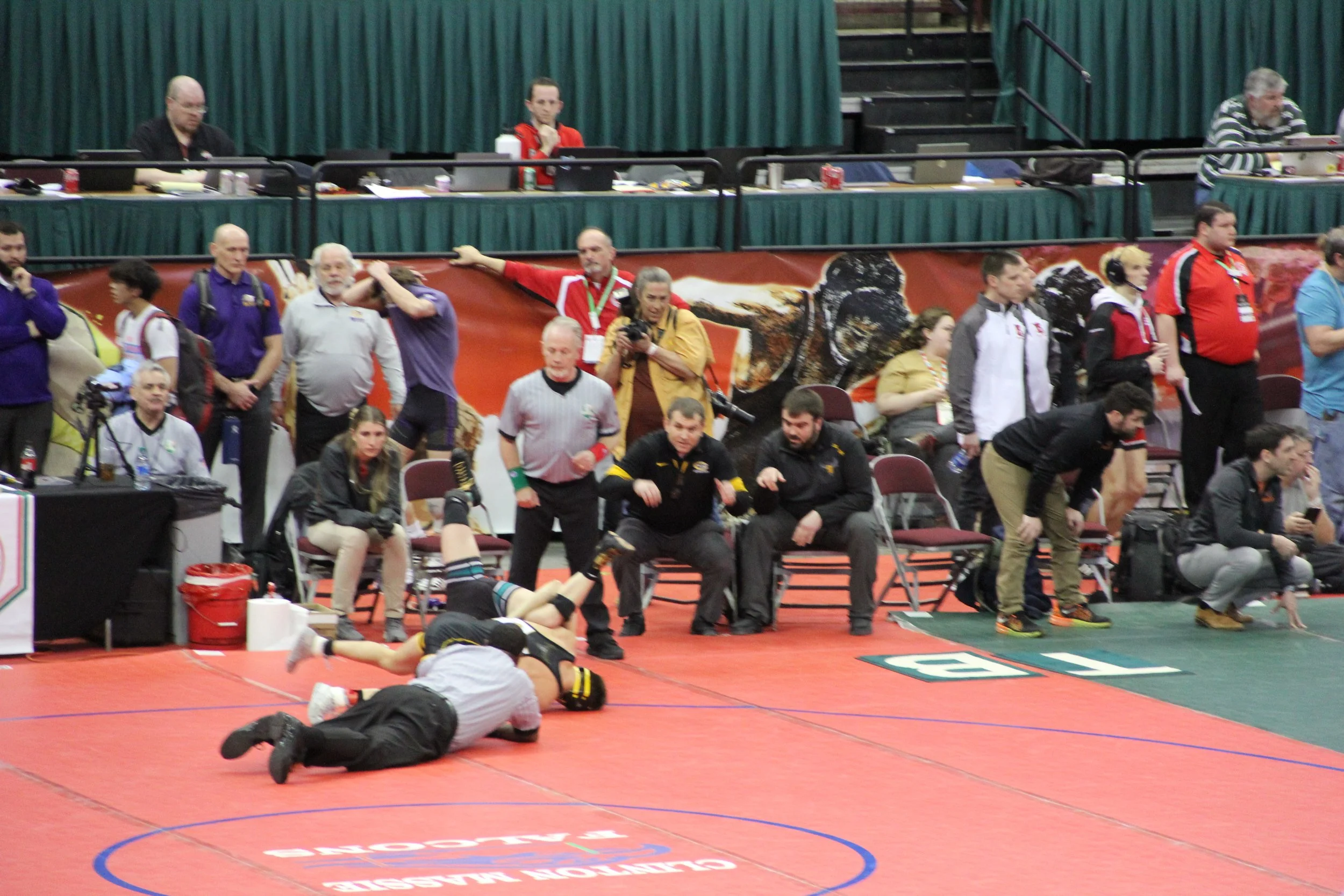 126Acuna rnd4 Mayfield D'Alessandro punched the ticket (7).JPG