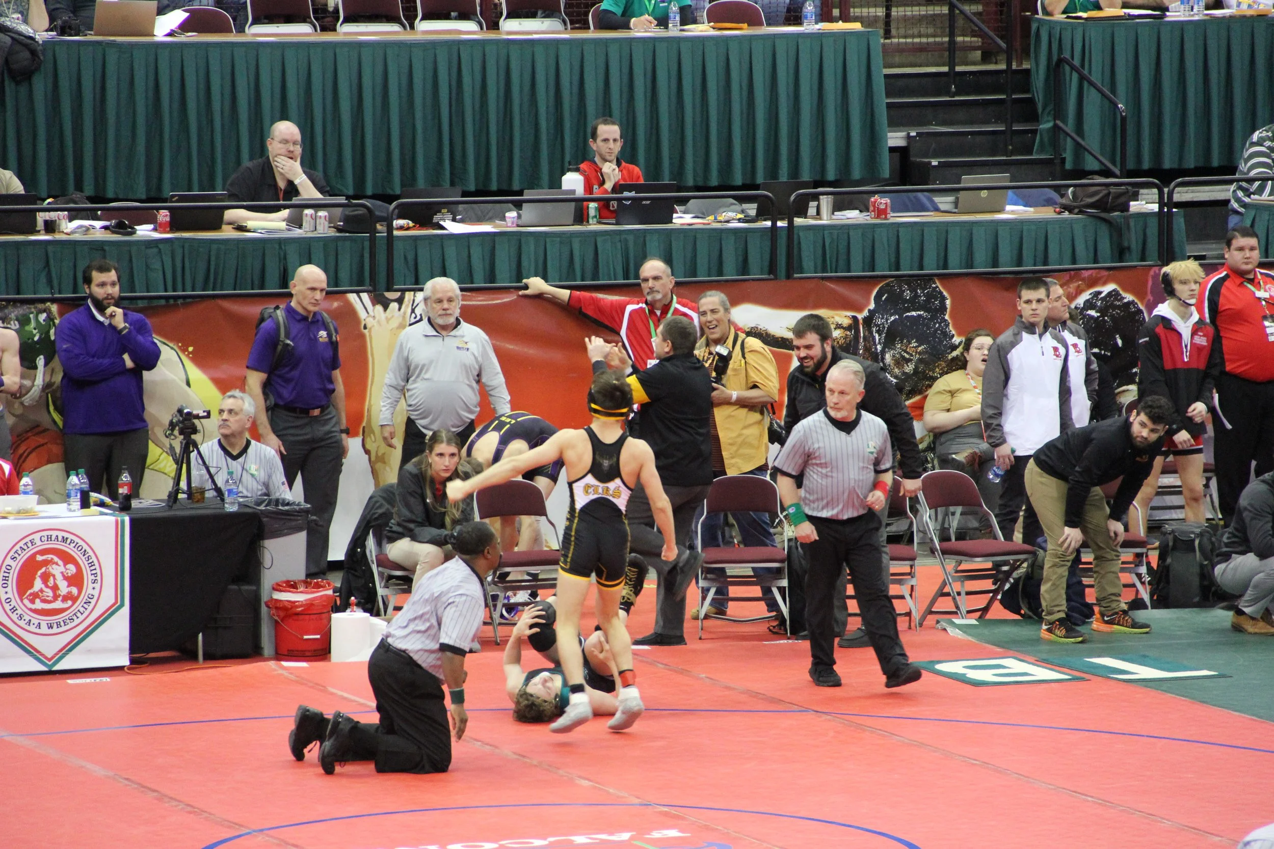 126Acuna rnd4 Mayfield D'Alessandro punched the ticket (12).JPG