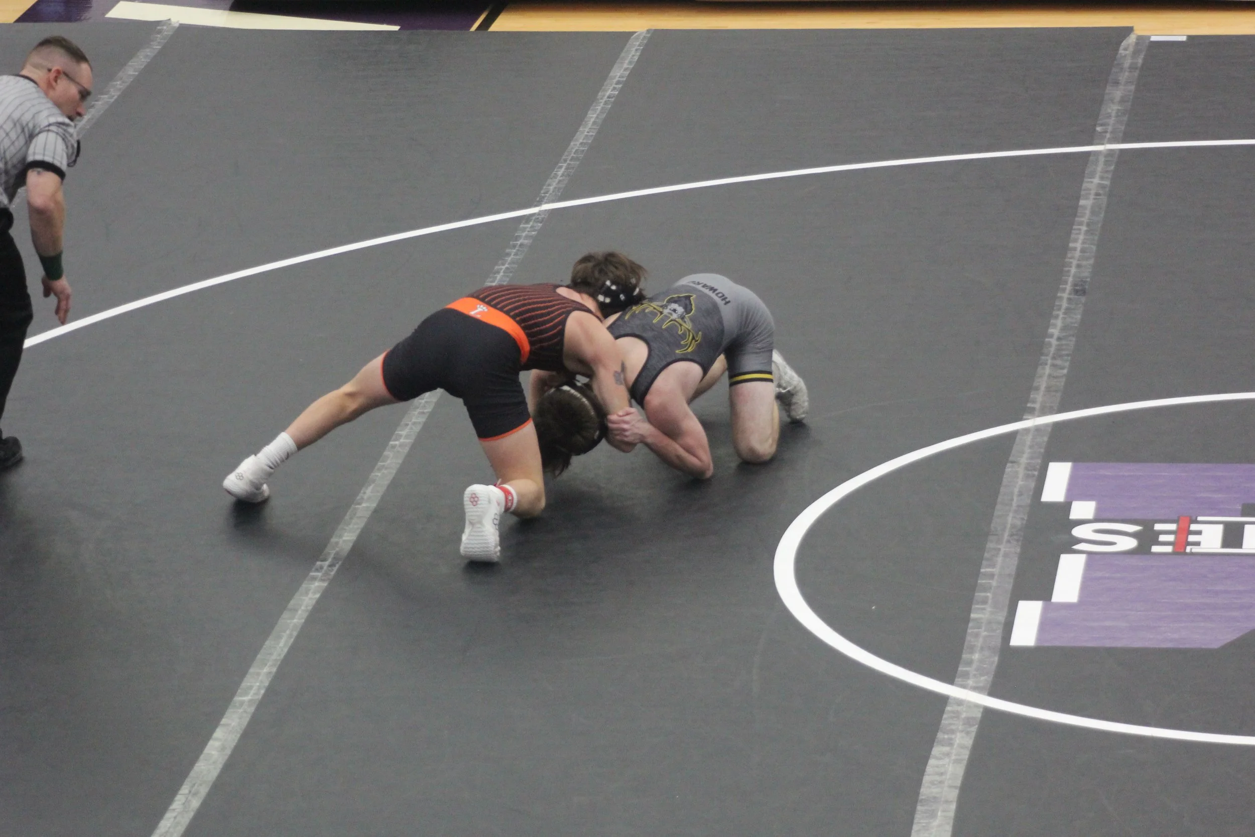 113Howard vs Dent (4).JPG