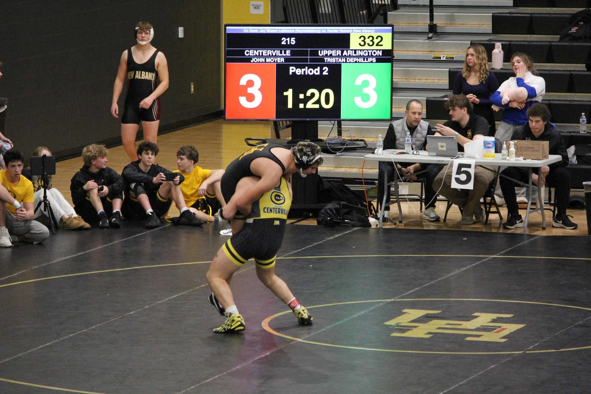 moyer215 rnd4 (3).JPG