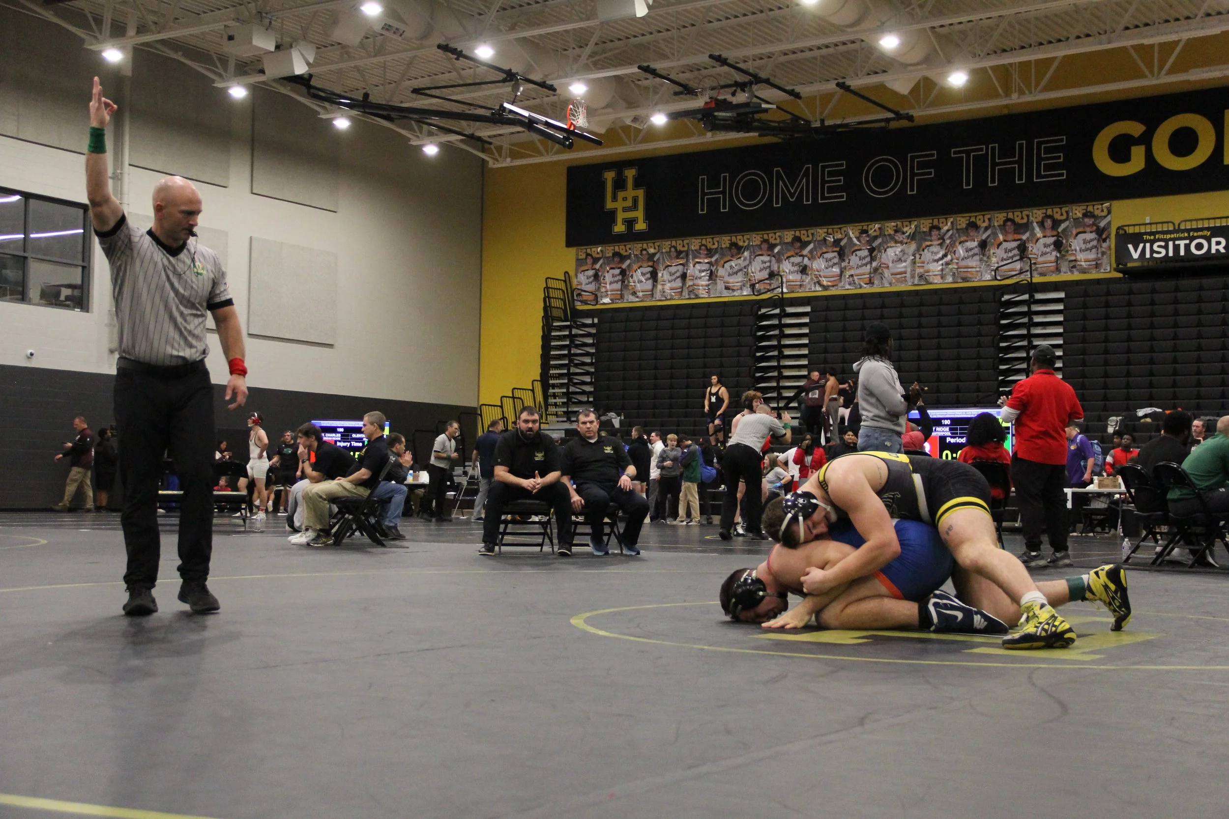 moyer215 rnd5 (10).JPG