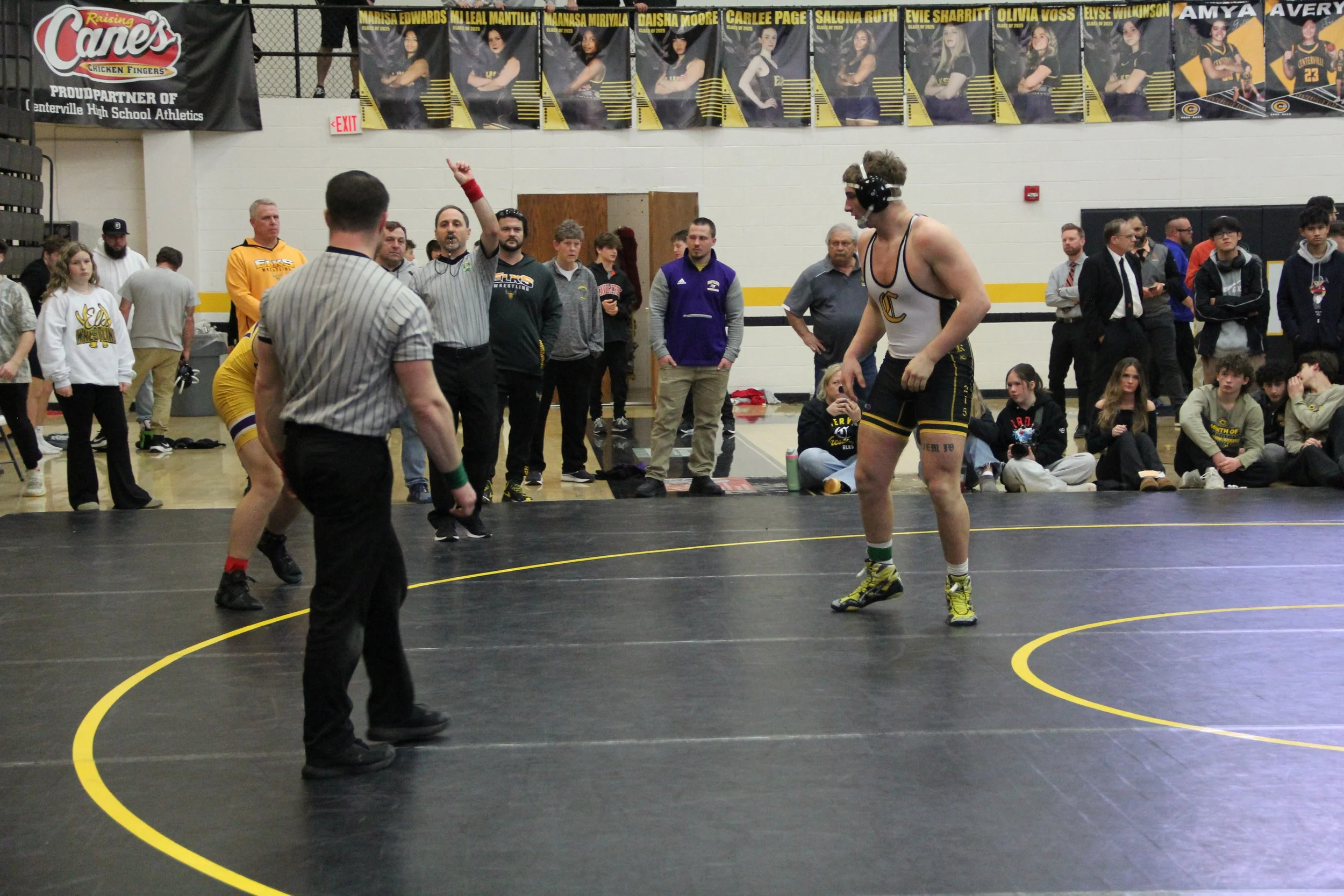 Moyer 215 rd3 (5).JPG