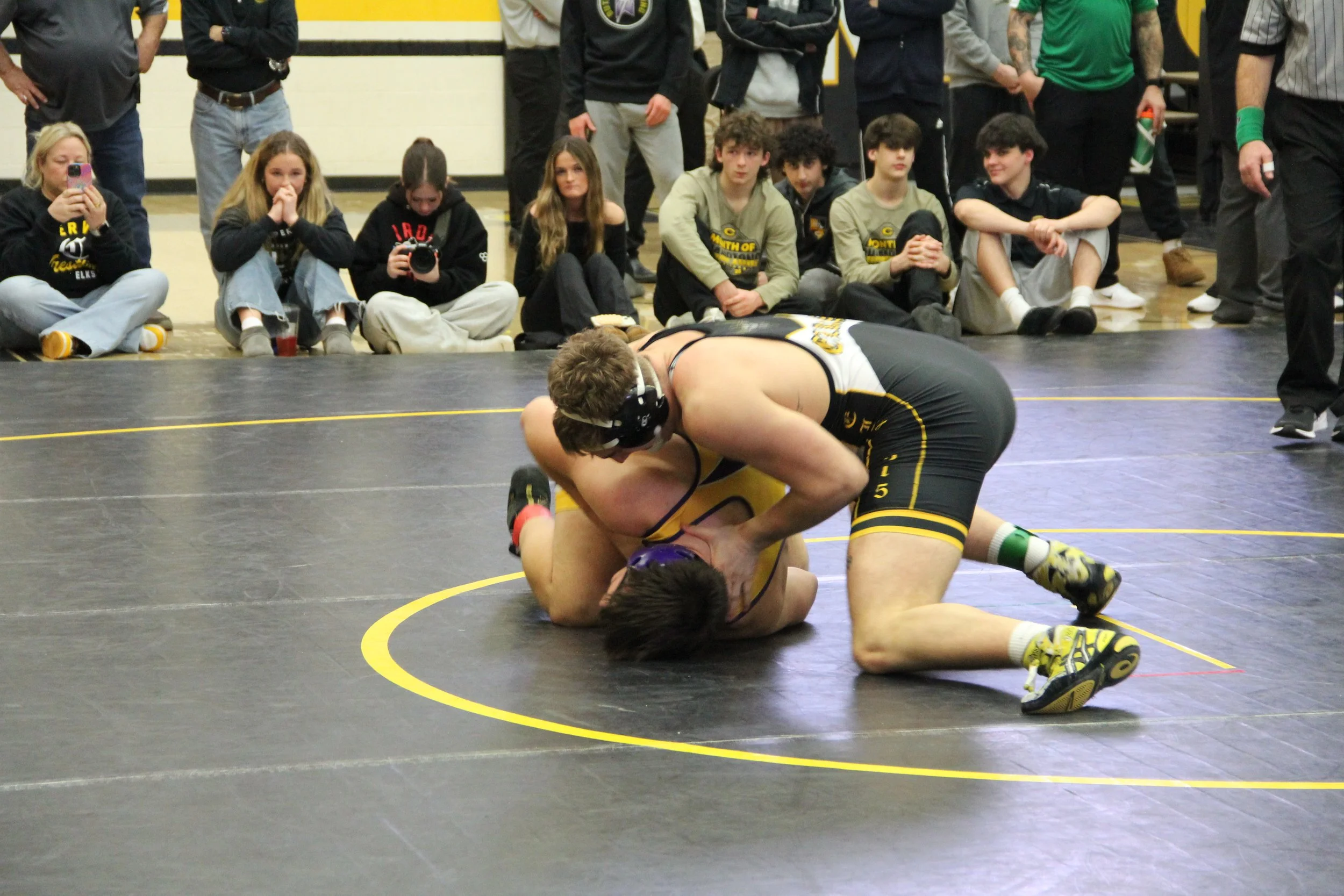 Moyer 215 rd3 (6).JPG