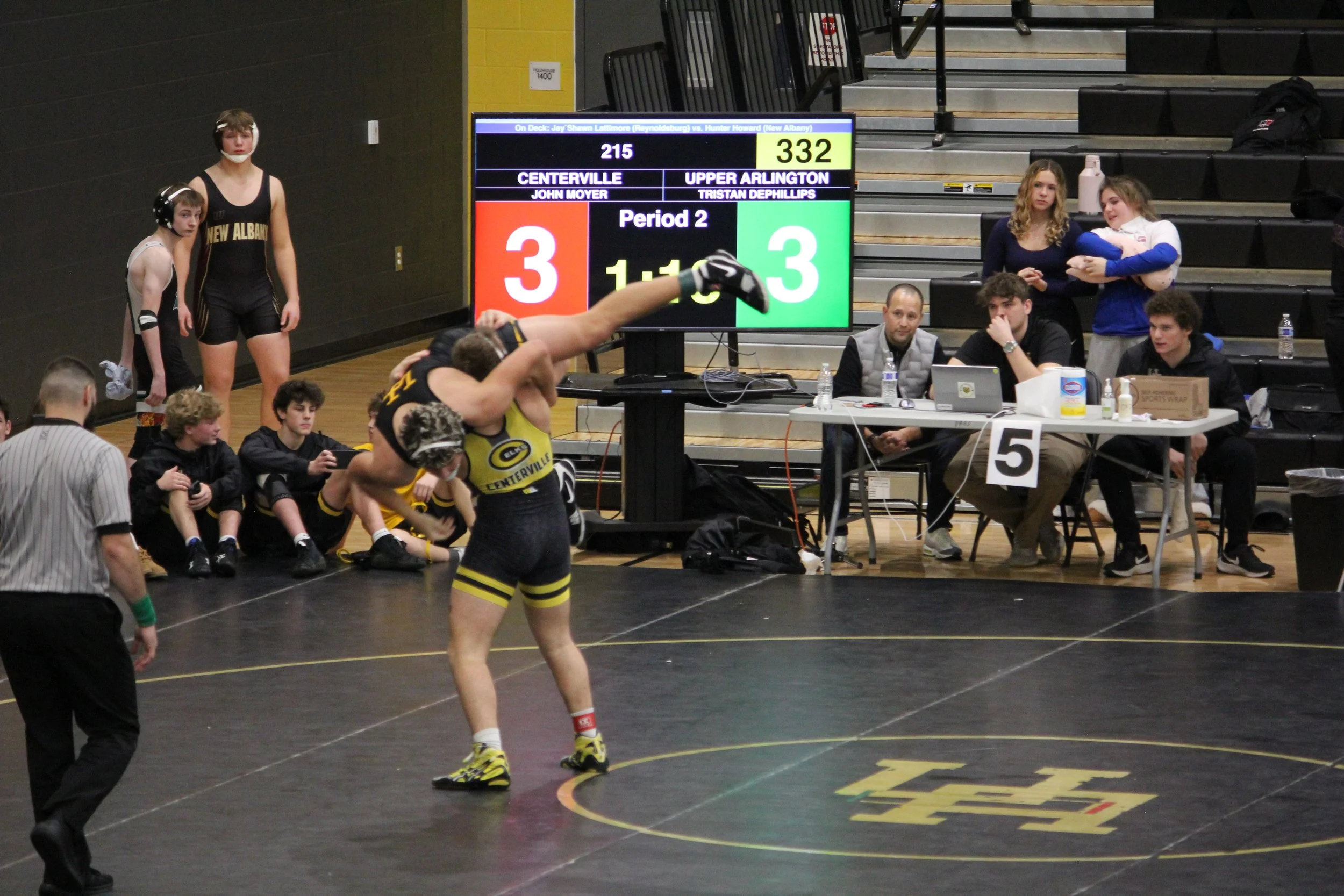 moyer 215 rnd2 (11).JPG