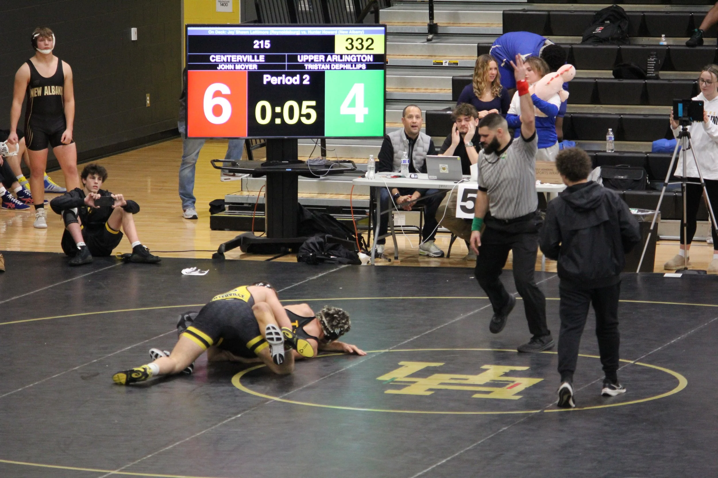 moyer 215 rnd2 (14).JPG