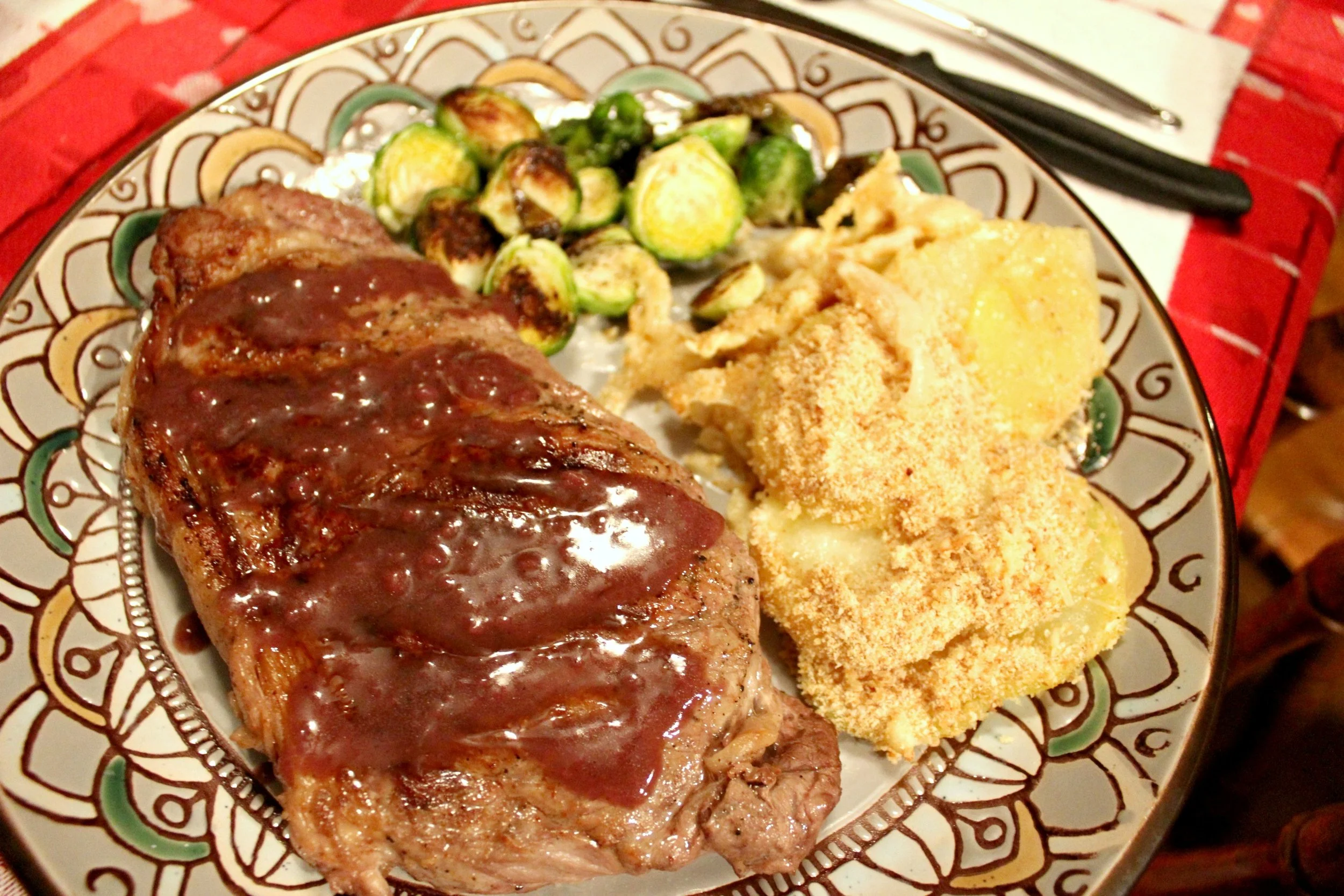 PanSeared Steak with Potatoes au Gratin & Red Wine Gravy Date Night