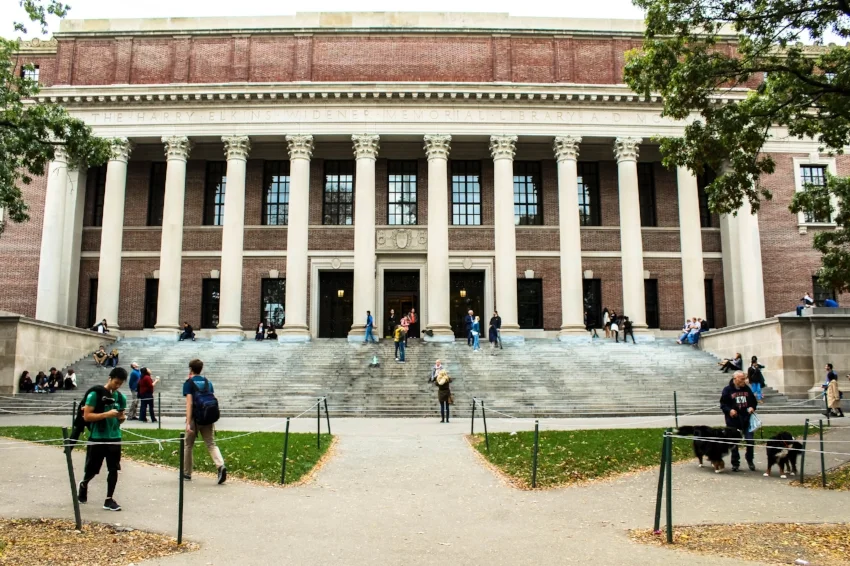 Harvard - Cambridge 7.0.jpg