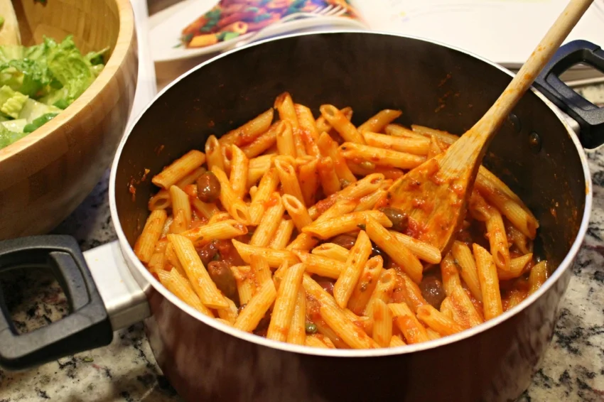Penne Puttanesca 2.0.jpg