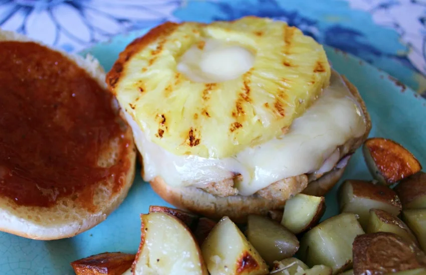 BBQ Chicken Burgers 4.0.jpg
