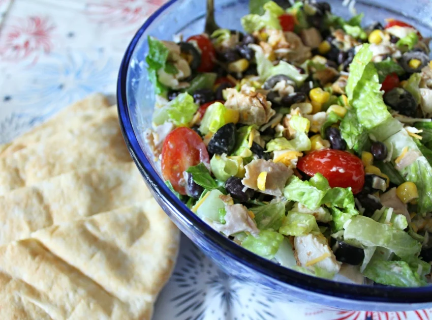 Southwestern Chicken Pitas 2.0.jpg