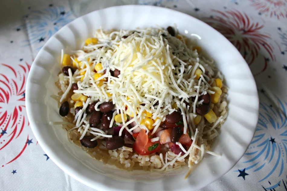 Weeknight Chicken Burrito Bowls 1.0.jpg