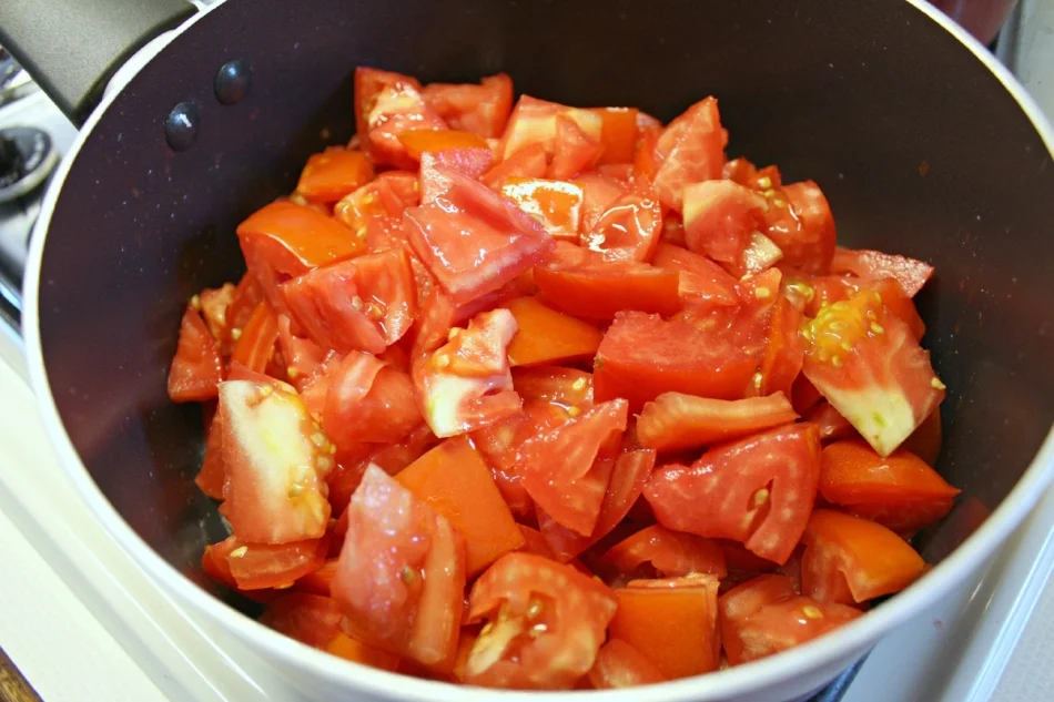 Farmers Market Tomato Sauce 1.0.jpg
