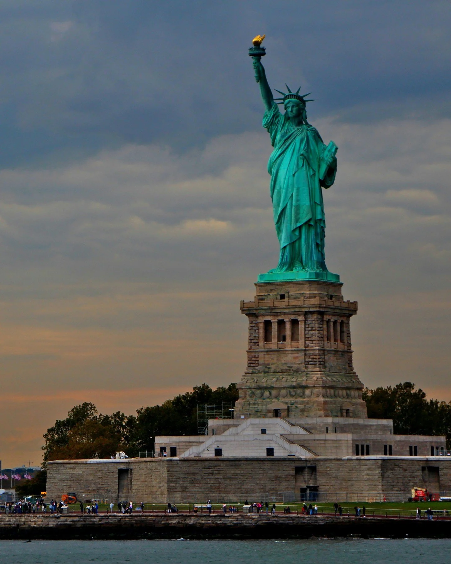 The Statue of Liberty is a bucket list item for so many people when visiting New York City.

A symbol of freedom and a welcoming sight for immigrants who arrived through Ellis Island, the Statue of Liberty stands proud, offering spectacular views of 