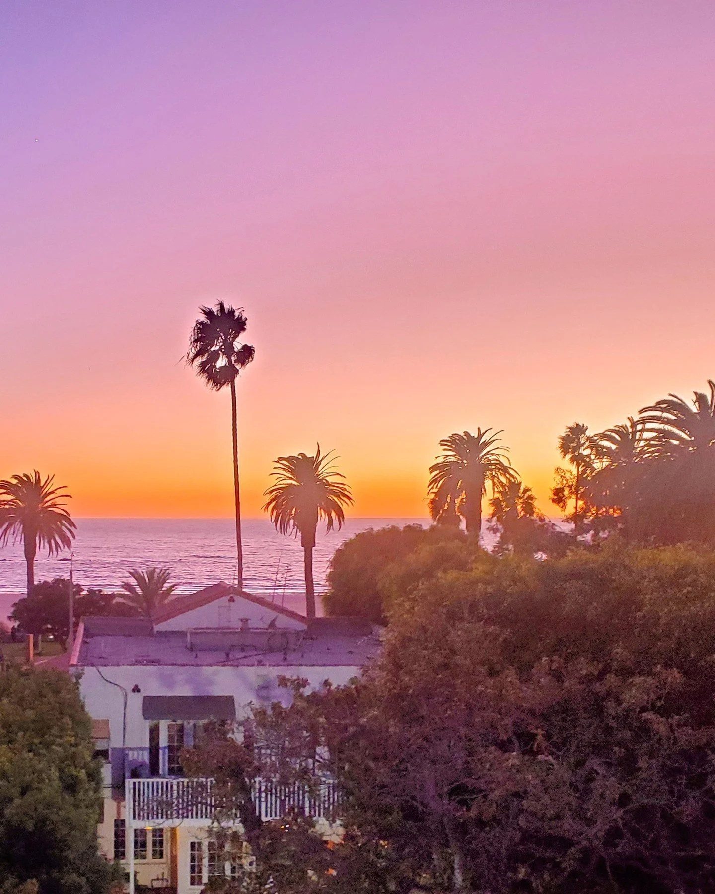 ⏳ In a world that never stops moving, it&rsquo;s easy to rush from one task to the next and forget the moments in between. The truth? Time isn&rsquo;t the enemy; it&rsquo;s how we choose to spend it 🌿

Pause. Step outside. Breathe. Appreciate what&r