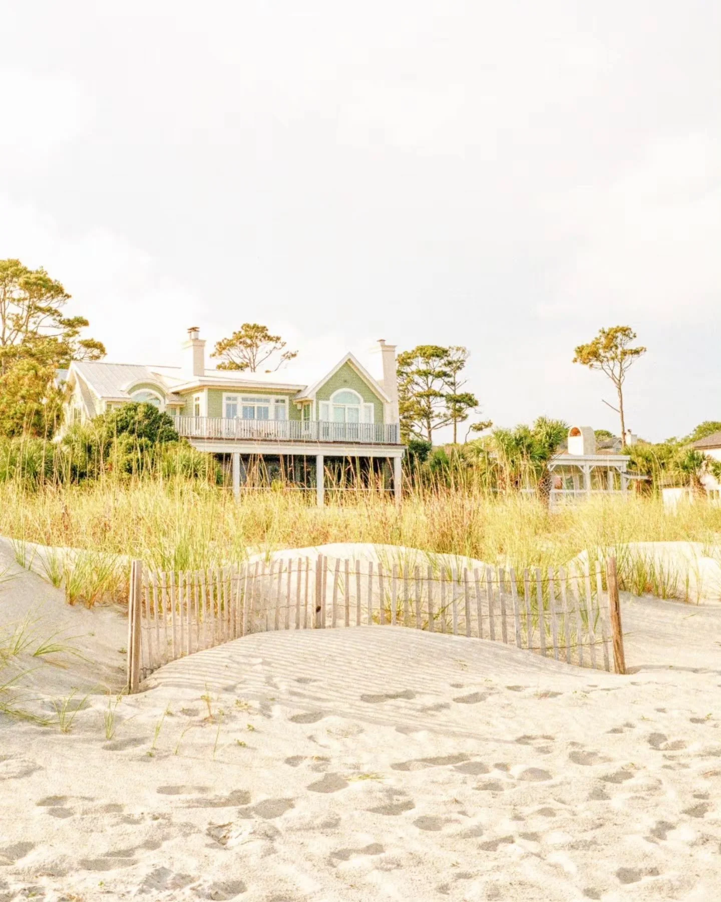 Hilton Head Island isn&rsquo;t only for beach days, it&rsquo;s a place that naturally slows our pace. Wide stretches of shoreline, quiet mornings, and an easy rhythm make it an inviting setting to open a book and stay awhile. 

We can spend the after