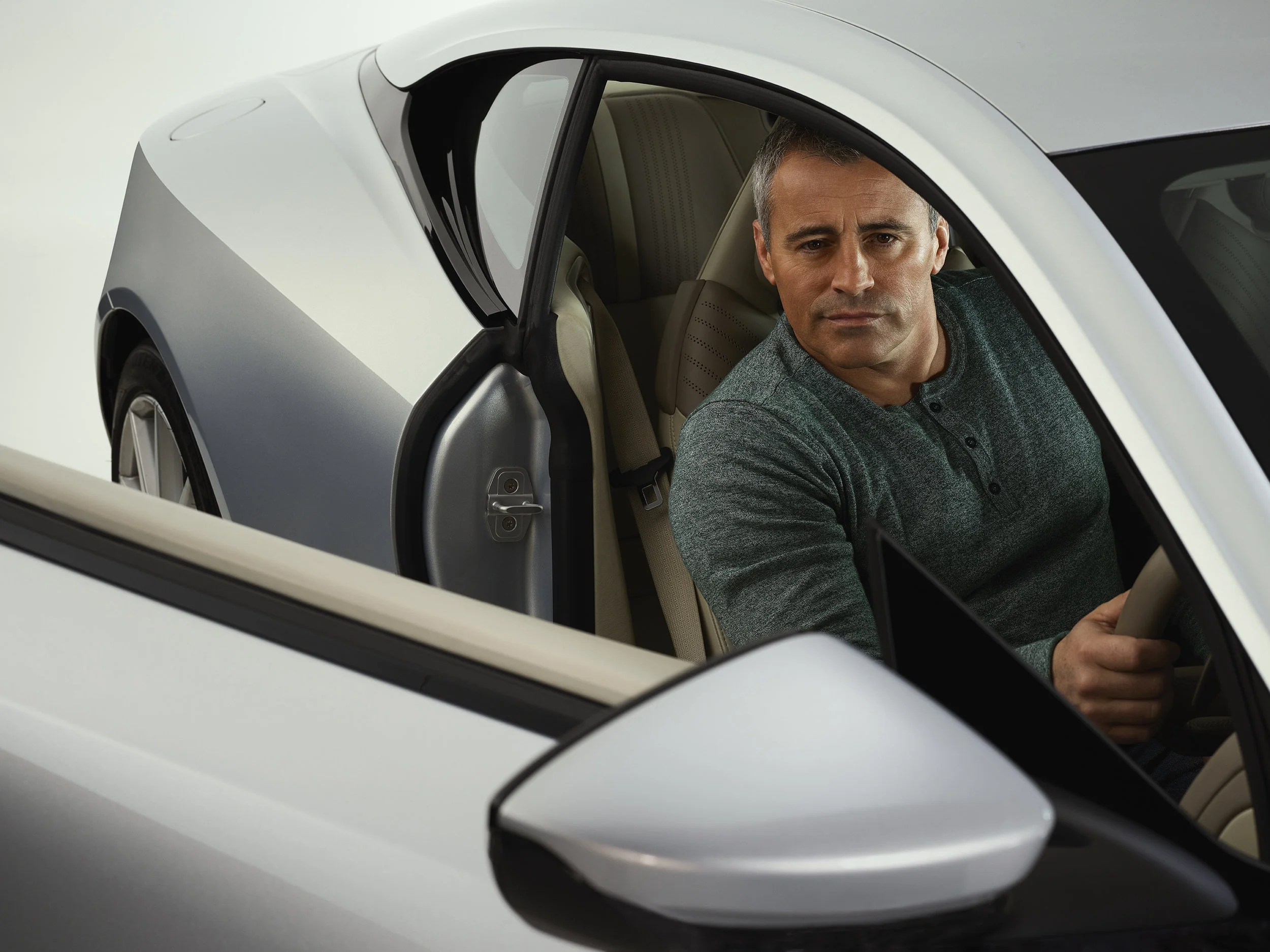 Matt_LeBlanc_TopGear_BBC_WW_Campaign_Presenters_Portraits_Elena_Agafonovaite_Retouching002.jpg
