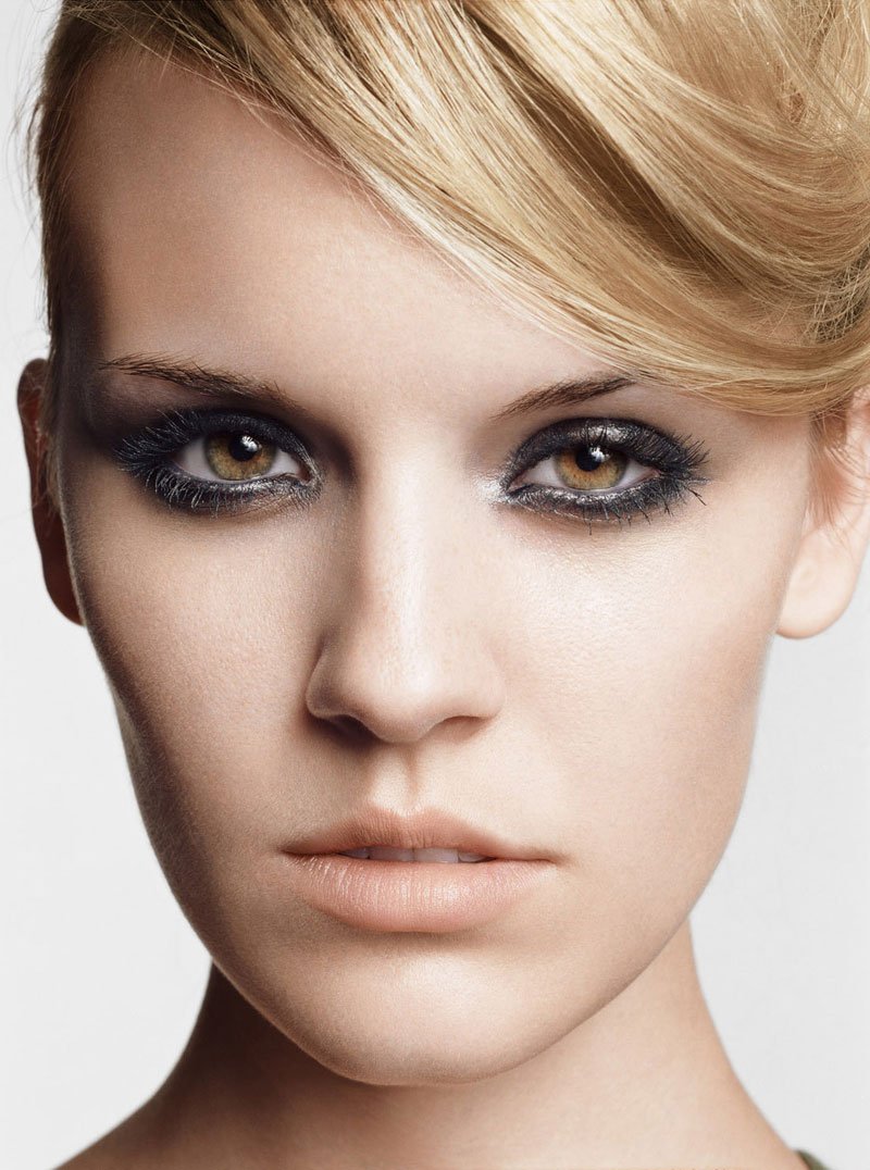 45_maggie-grace-04.jpg