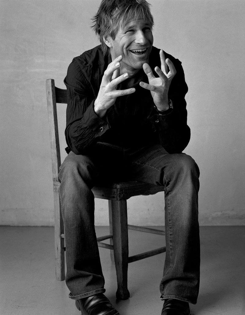 19_aaron-eckhart-01.jpg