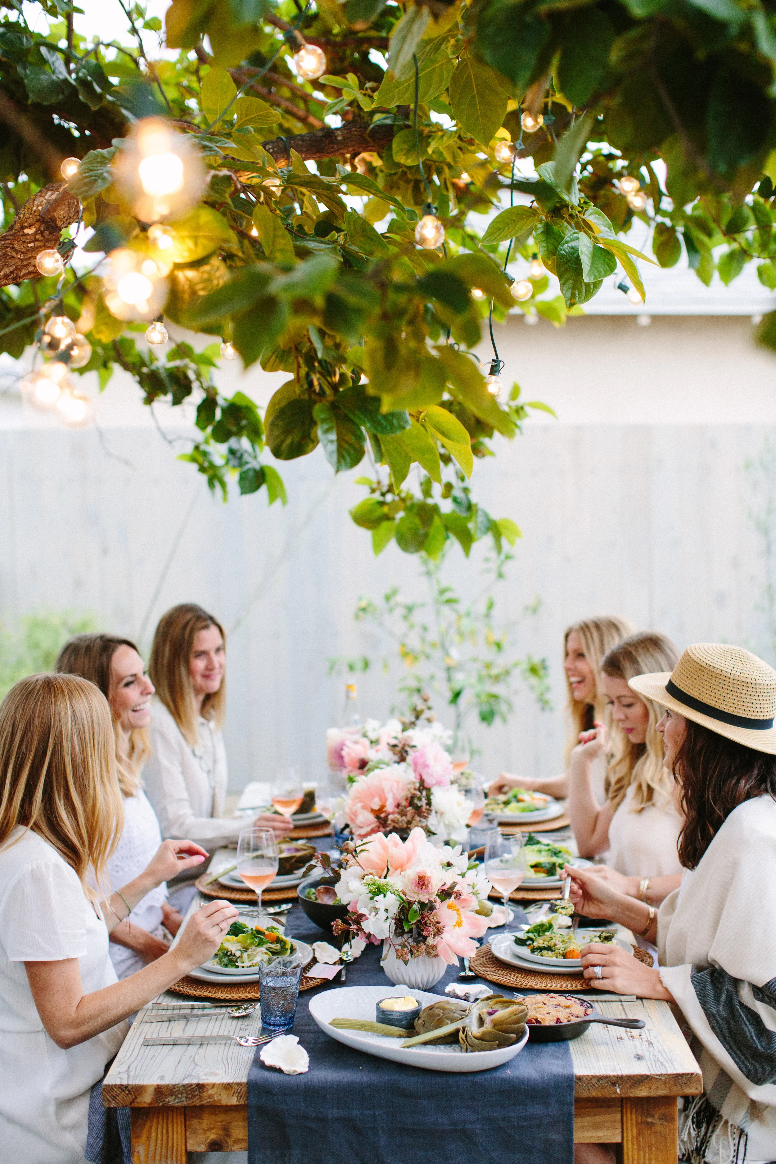 California-backyard-dinner-party.jpg
