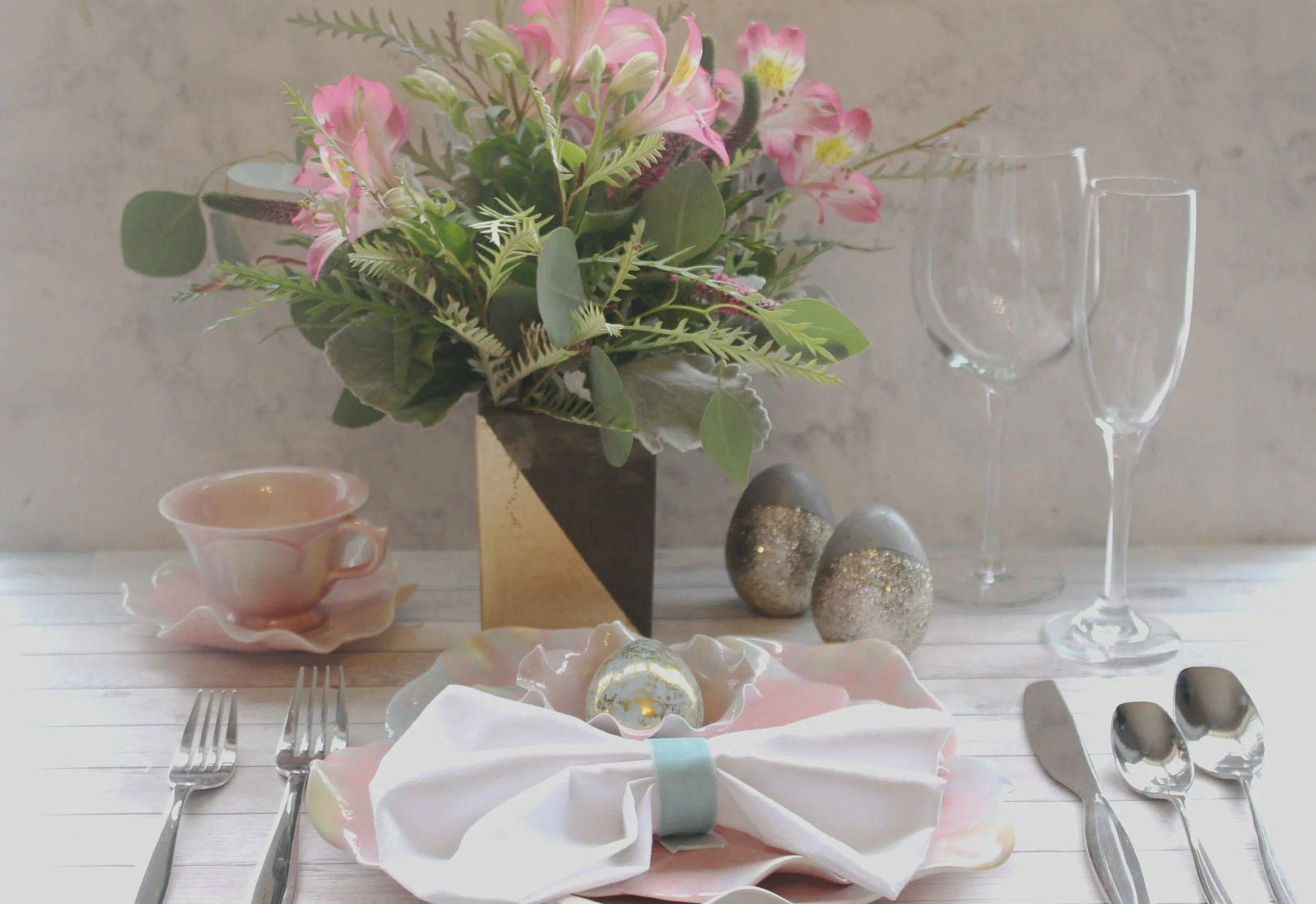 eastertable_1.jpg